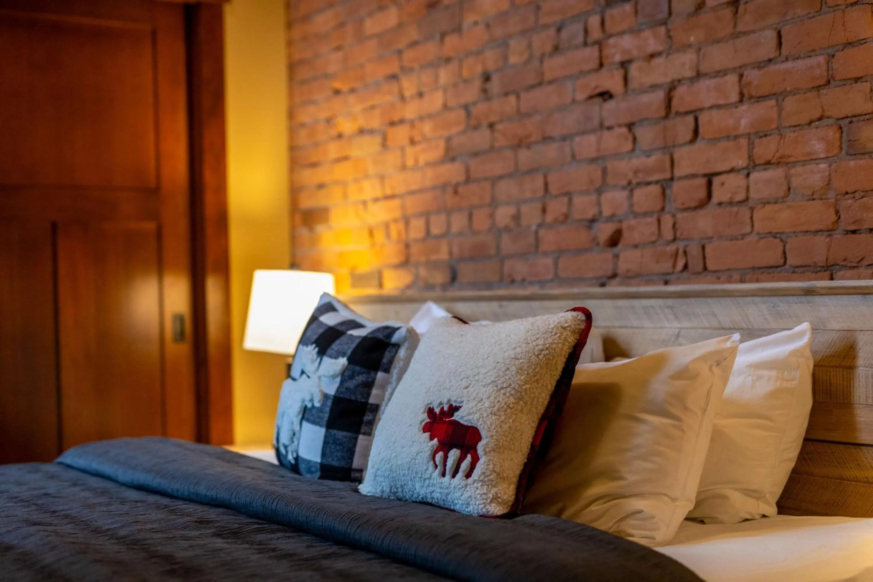 Bed in 901 by Fernie Central Reservations