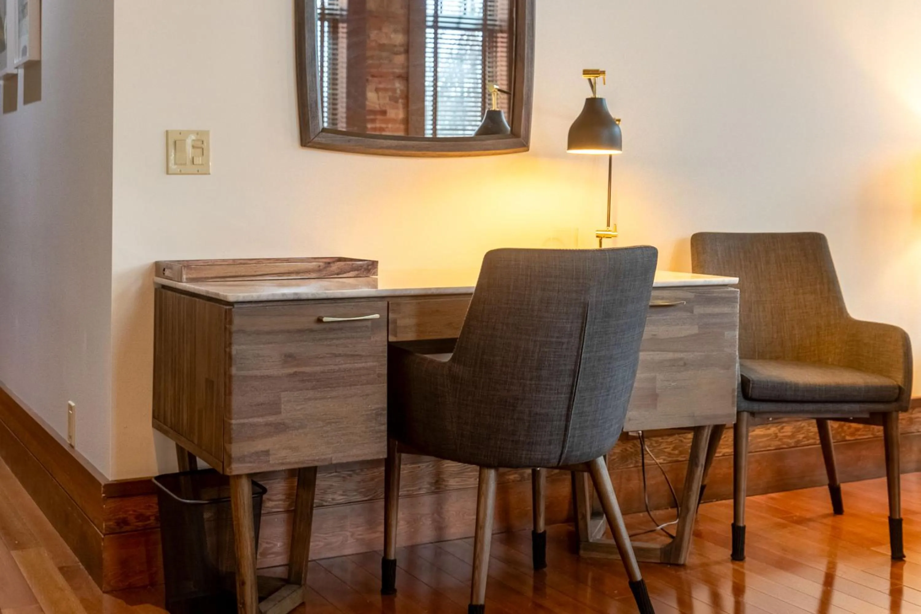 901 by Fernie Central Reservations