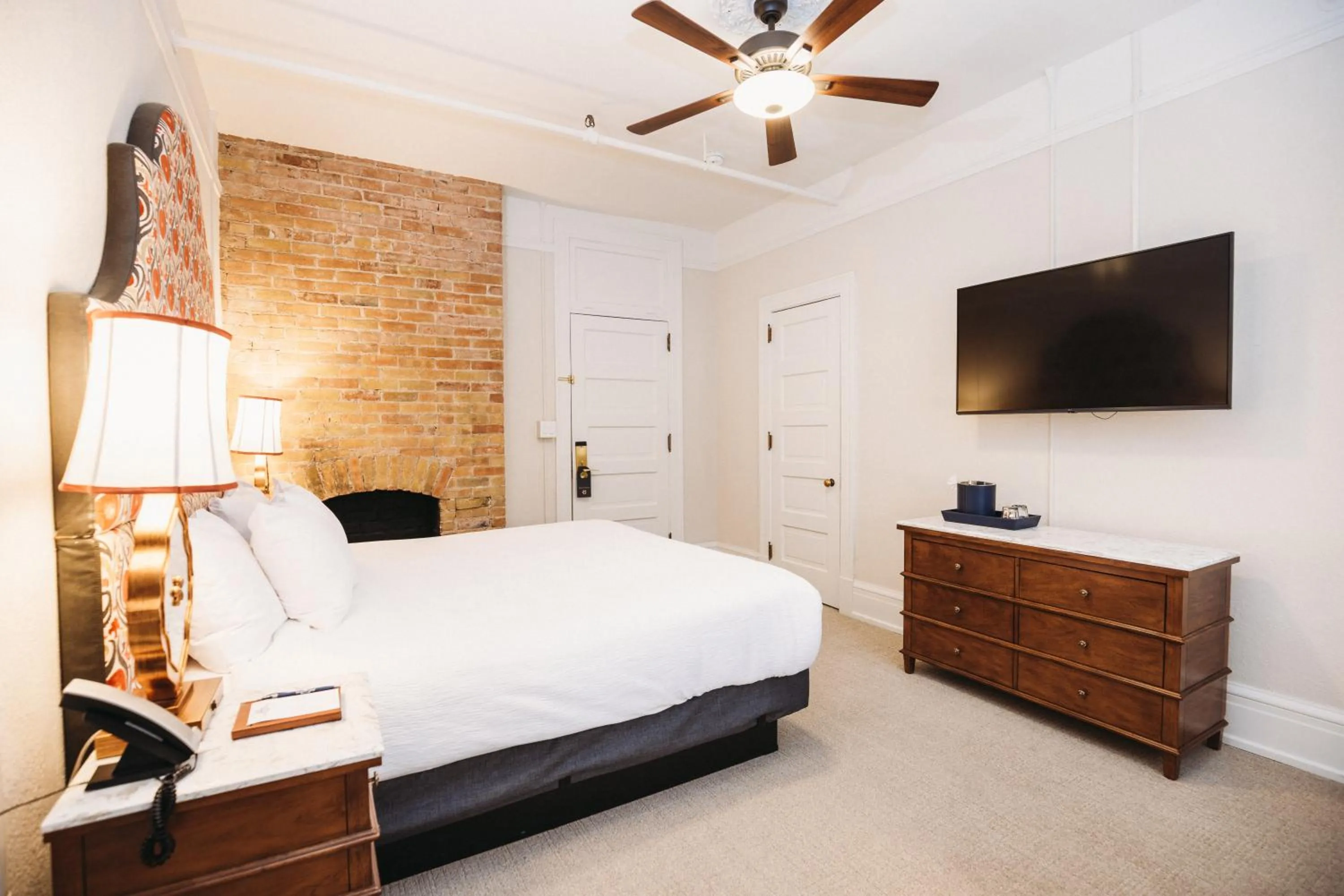 Bed in Hotel Colorado