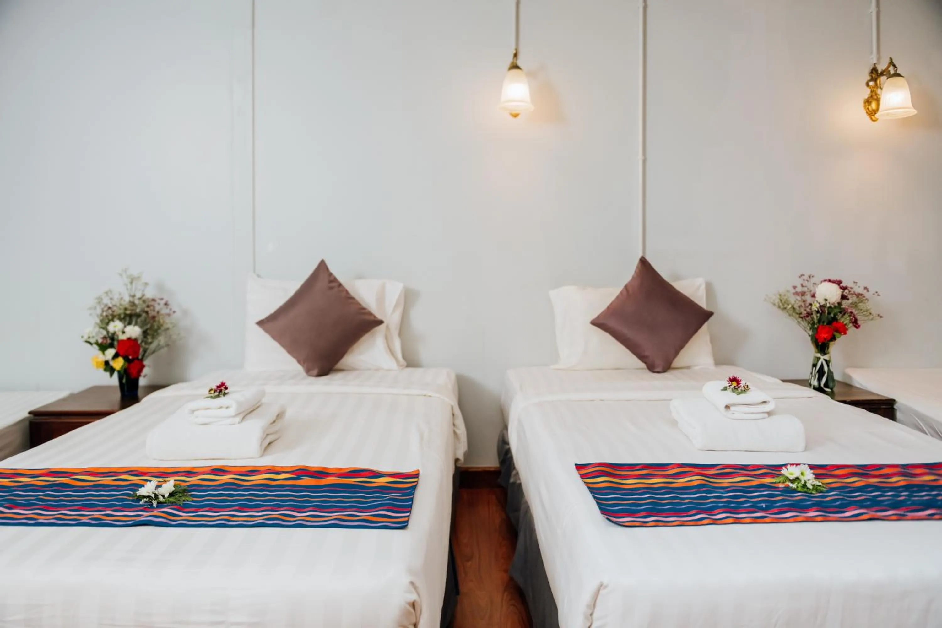 Bed in Ibiza House Phi Phi