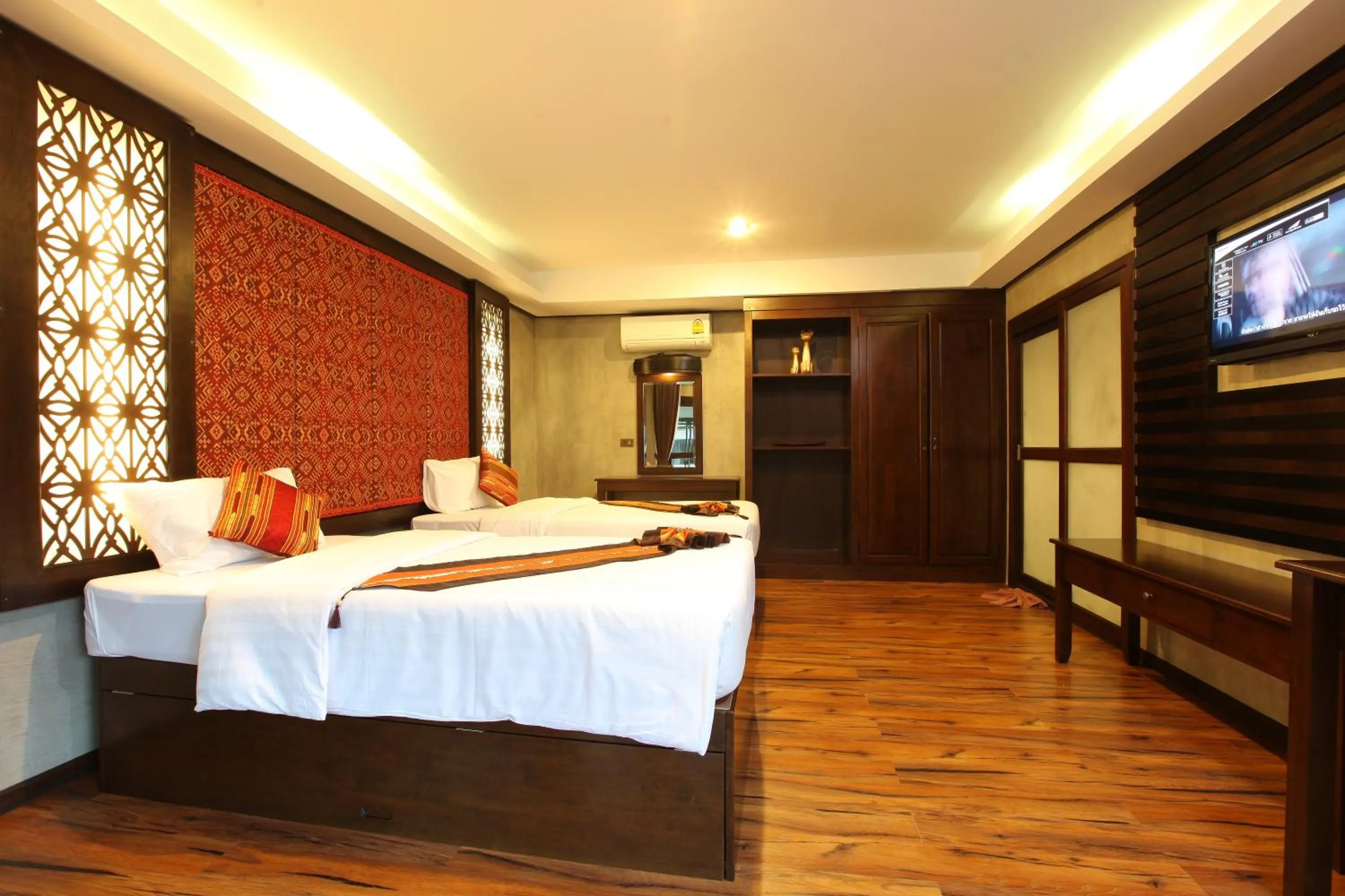 Bed in Ibiza House Phi Phi