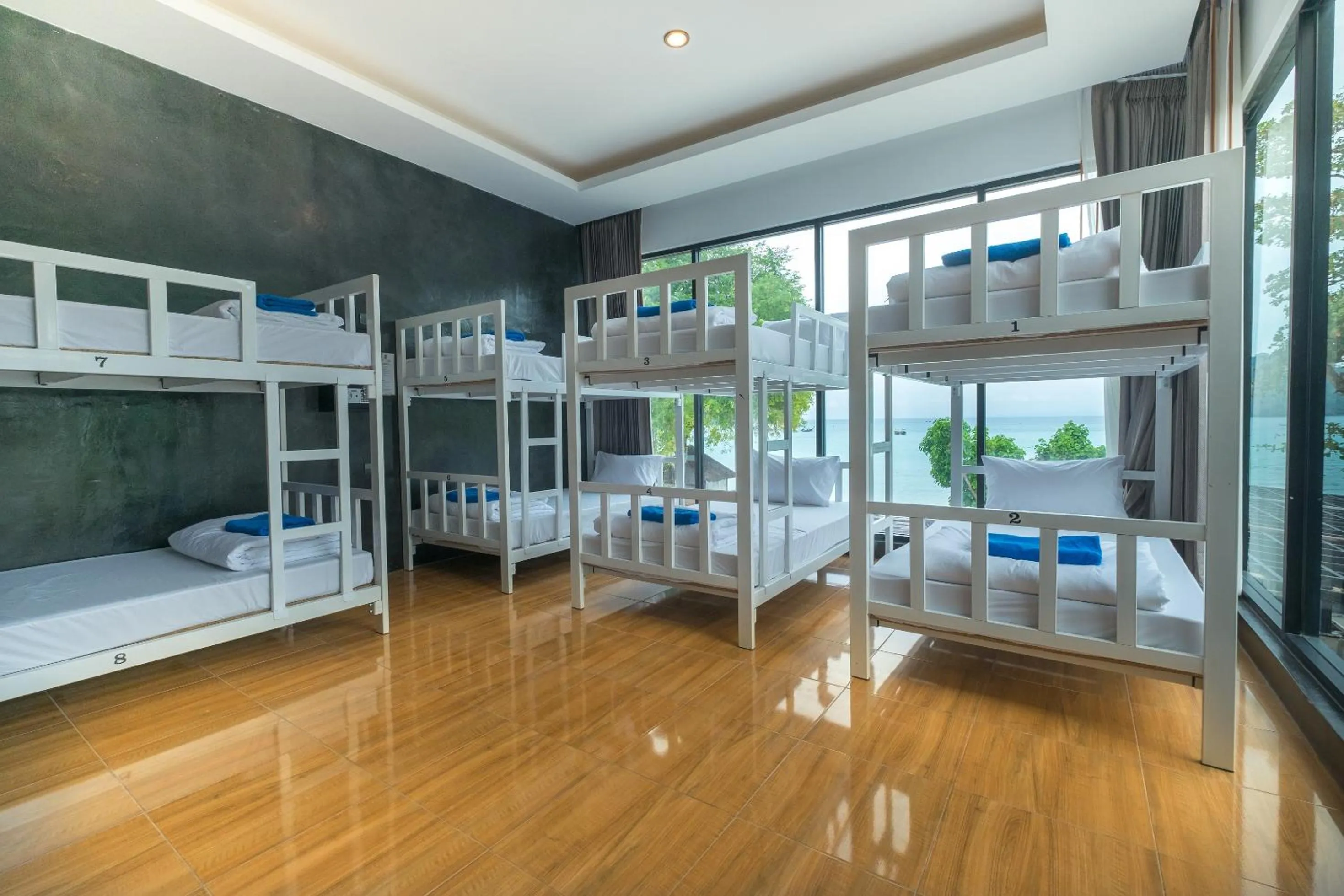 Sea view, Bed in Ibiza House Phi Phi