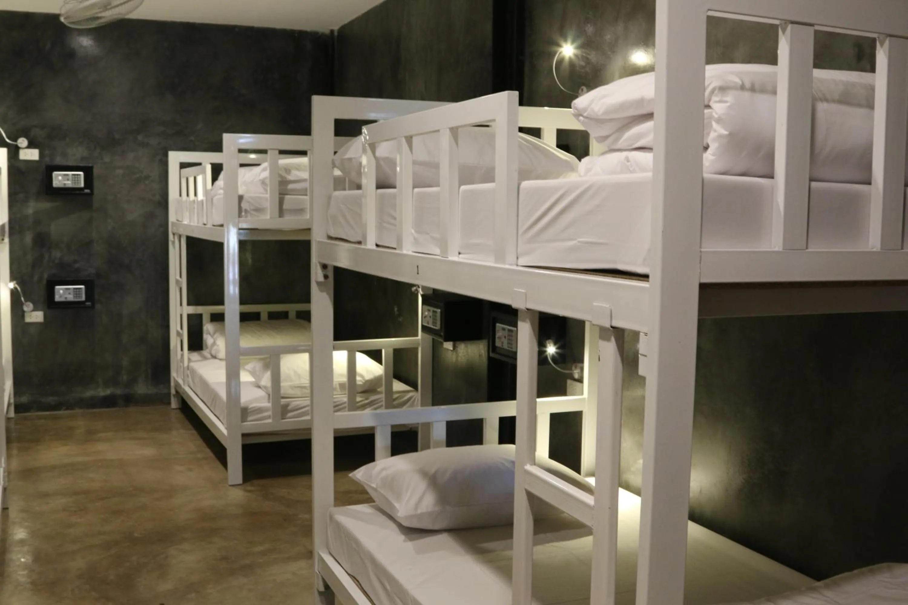 Decorative detail, Bed in Ibiza House Phi Phi