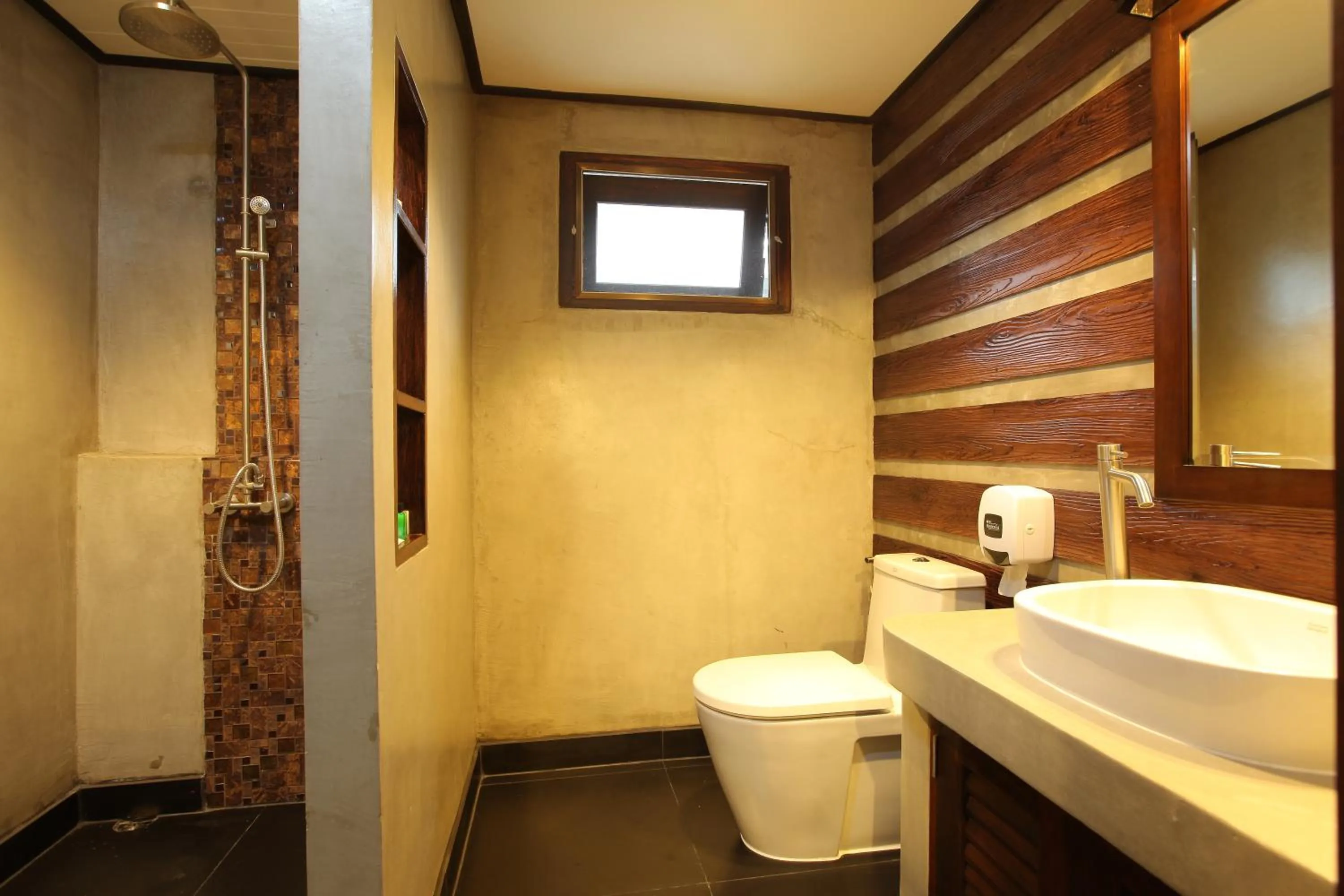 Bathroom in Ibiza House Phi Phi