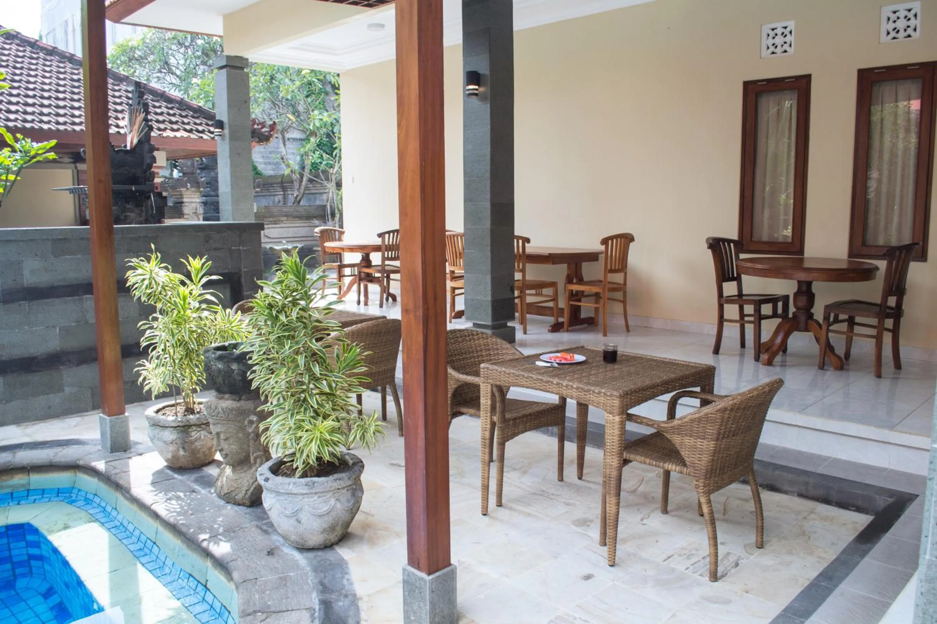 Patio in Flamboyan Hotel