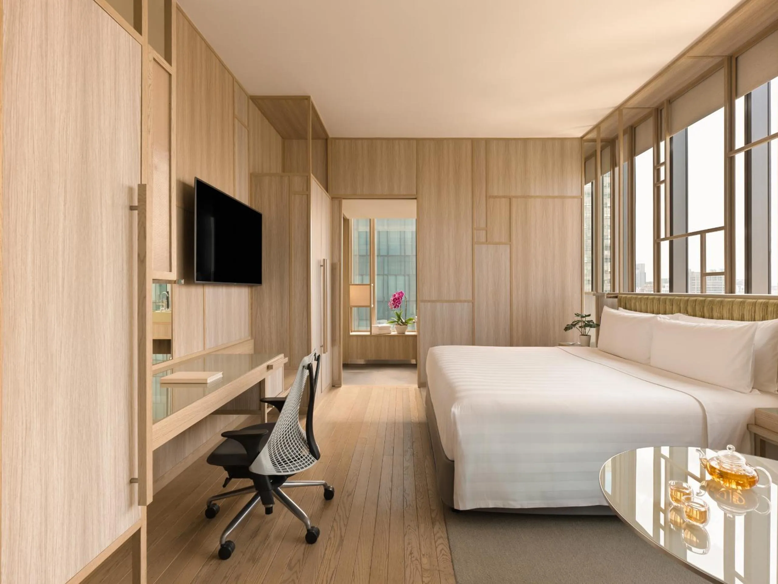 Bed in PARKROYAL COLLECTION Pickering, Singapore