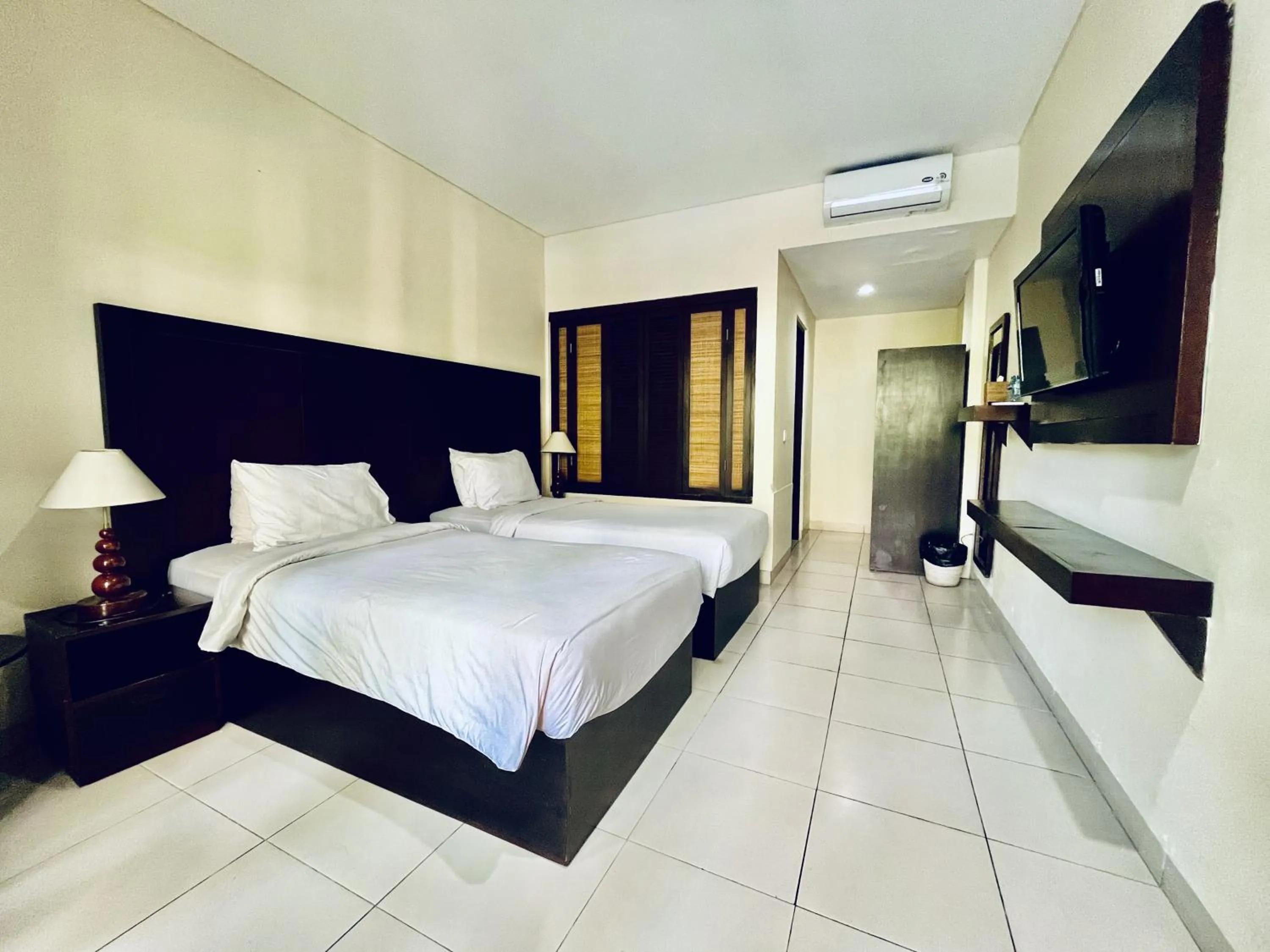 Bed in Suris Boutique Hotel