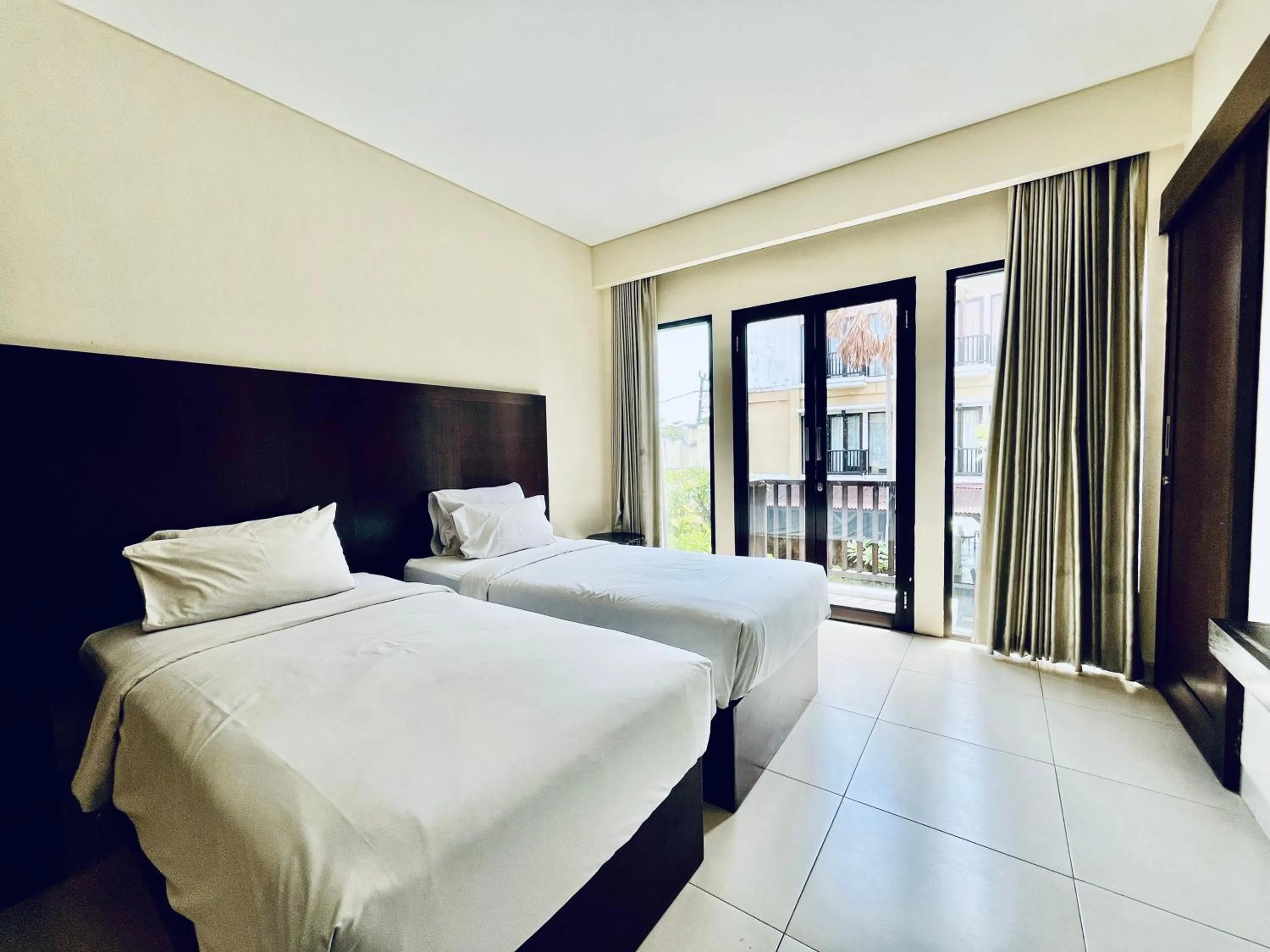 Bed in Suris Boutique Hotel