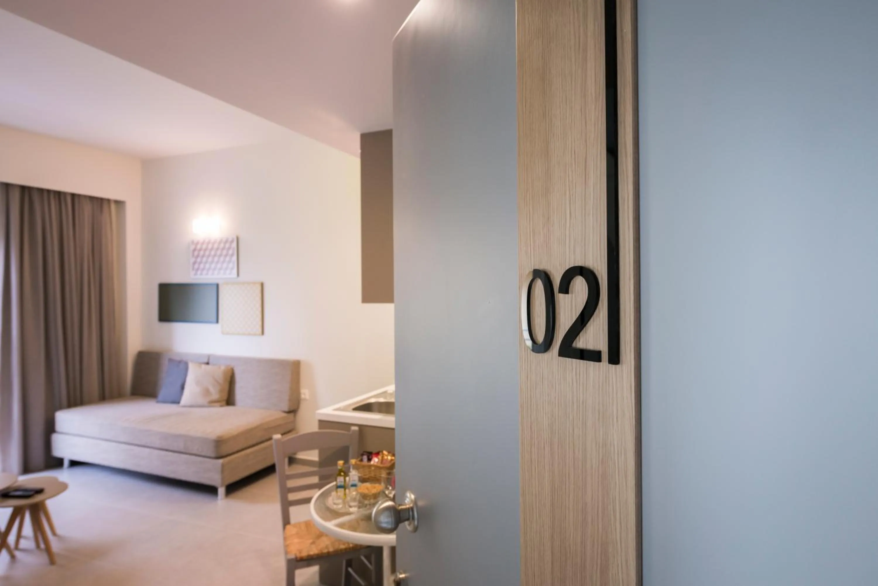 Decorative detail, Bed in IRINI STALOS Apartments