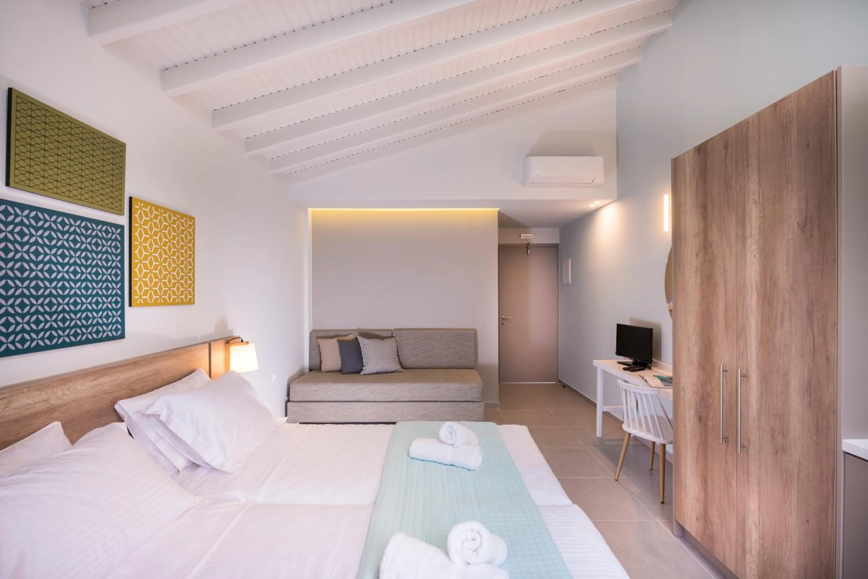 Photo of the whole room, Bed in IRINI STALOS Apartments