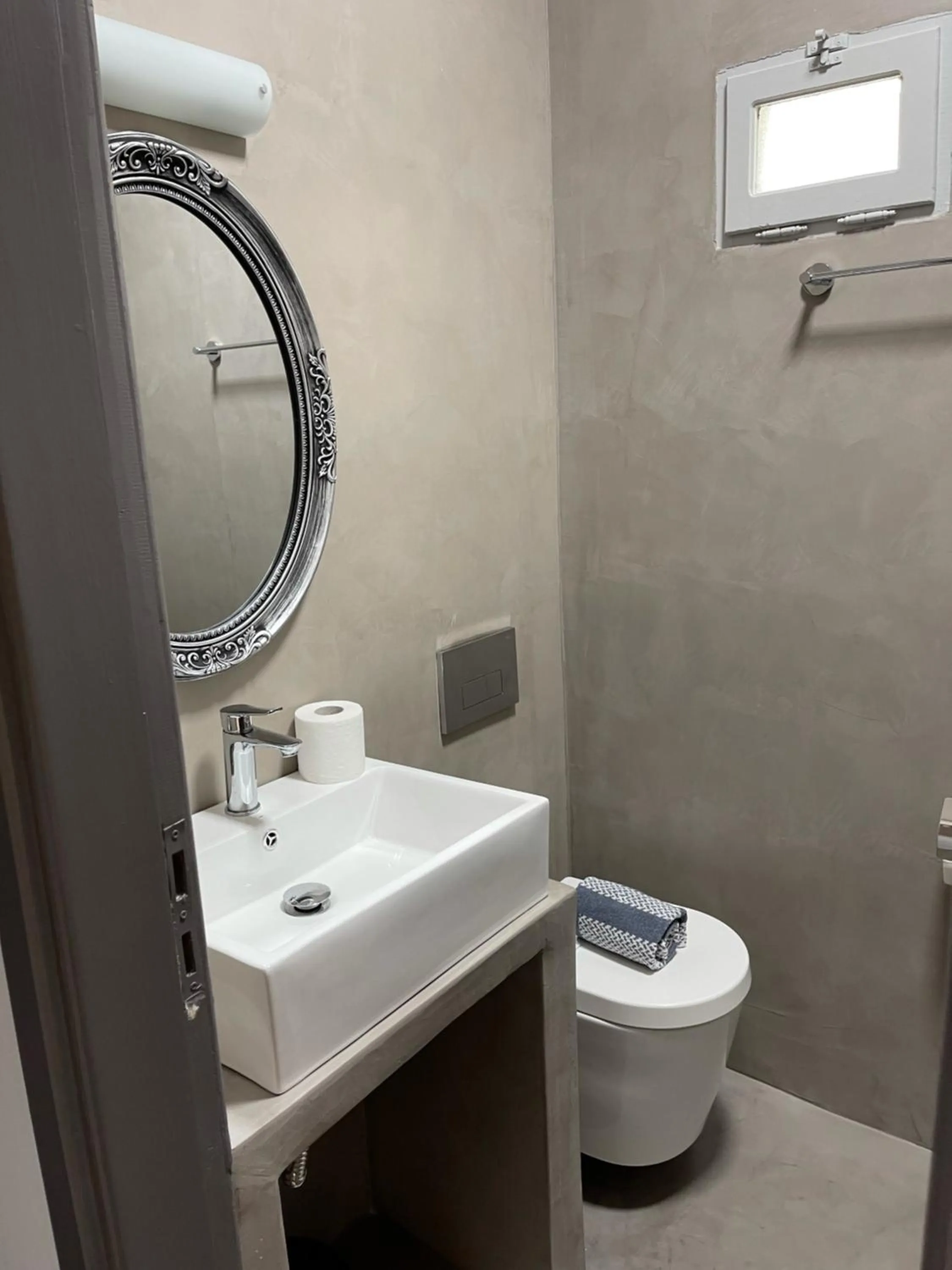 Bathroom in Niriides Hotel Apartments