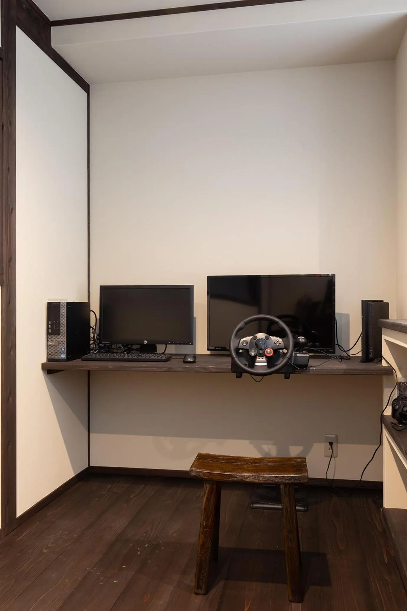 Communal lounge/ TV room in Zaimoku-an