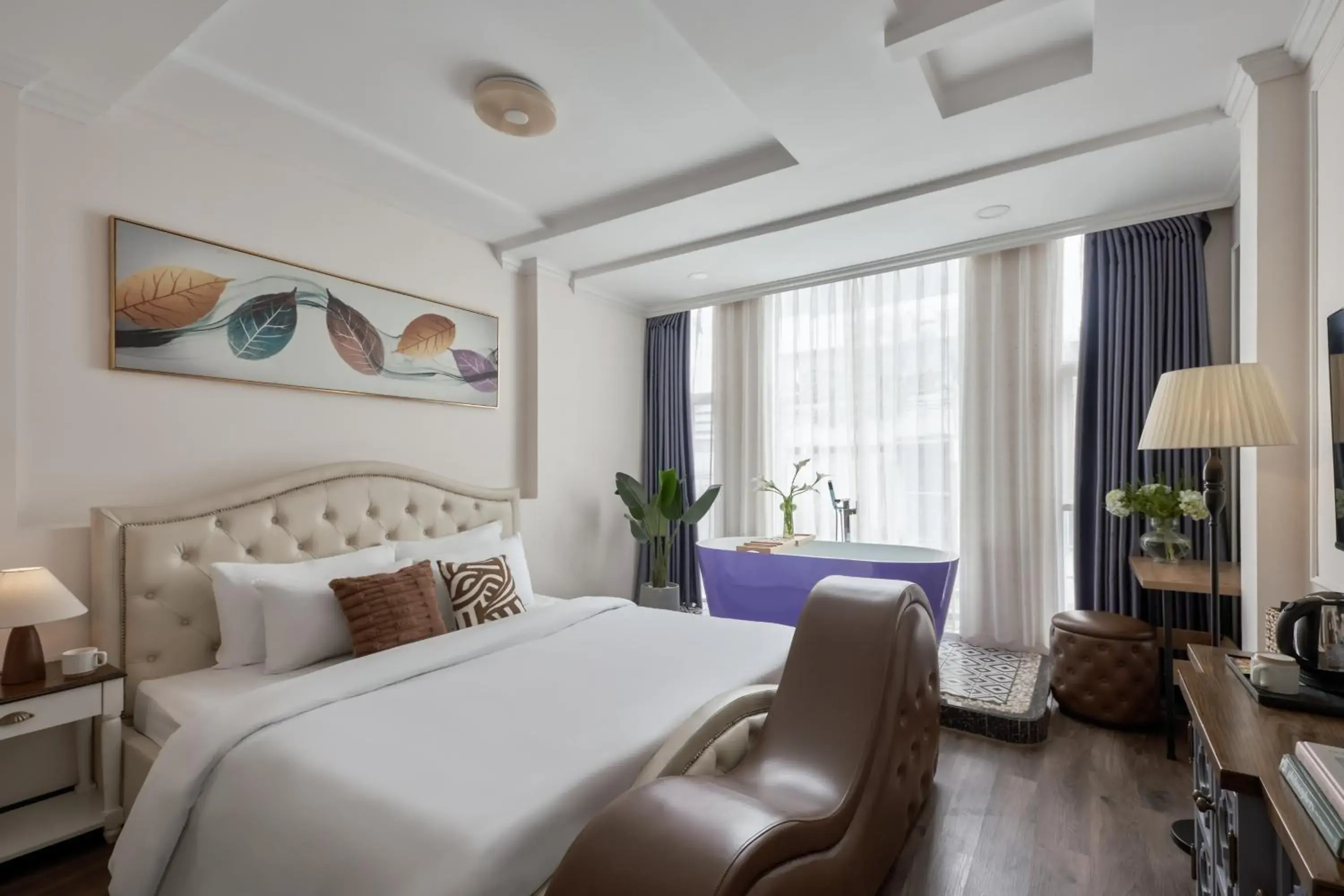 Deluxe Double Room with Bath in An Thinh Central Hotel - Ben Thanh Market Deluxe Double Room with Bath in An Thinh Central Hotel - Ben Thanh Market