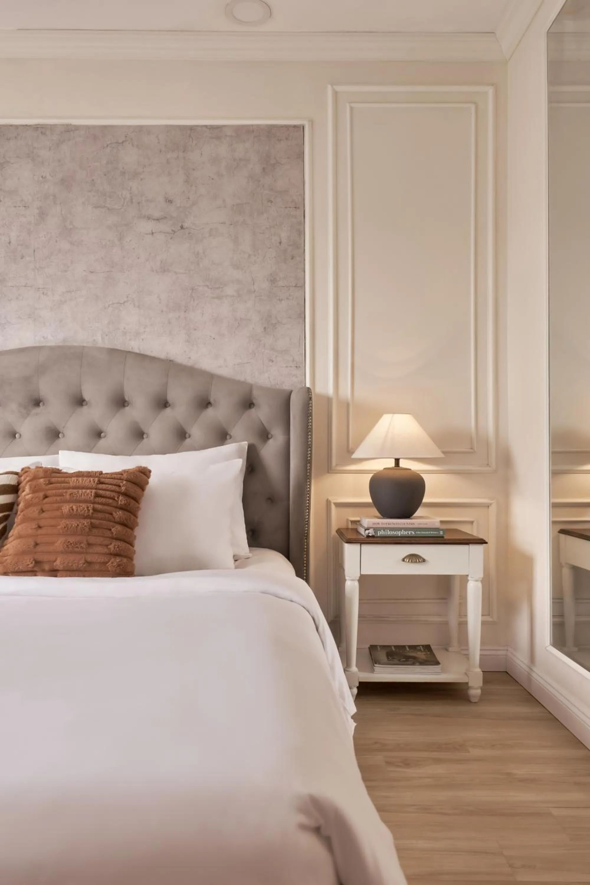 Bed in An Thinh Central Hotel - Ben Thanh Market