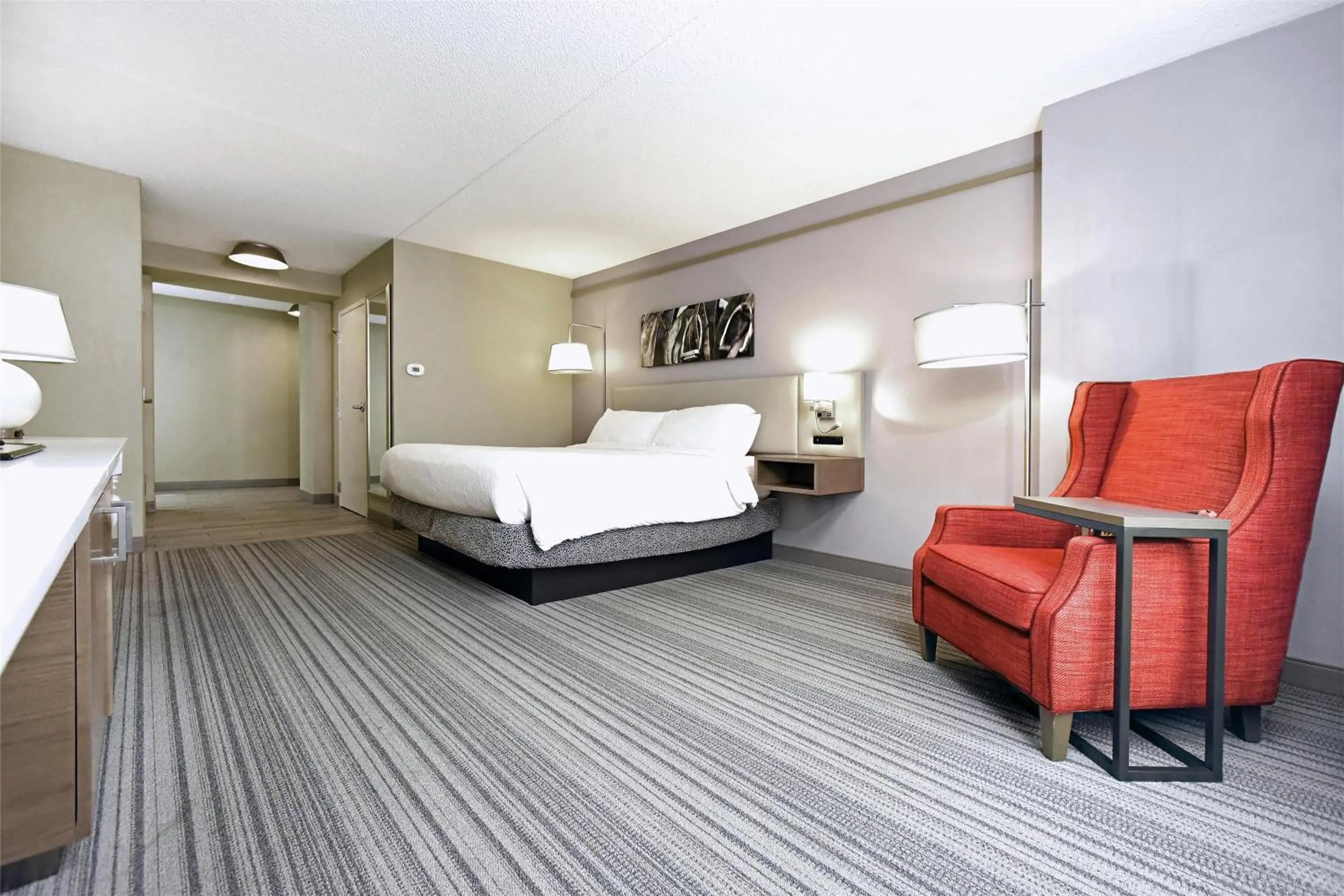 Bed in Hilton Garden Inn Saratoga Springs