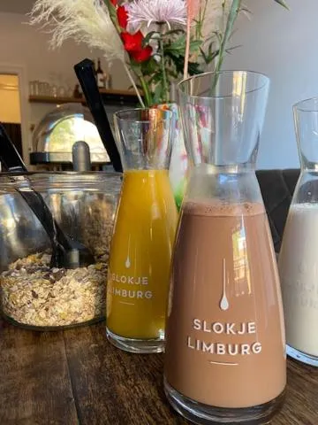 Buffet breakfast in Hostellerie Horst