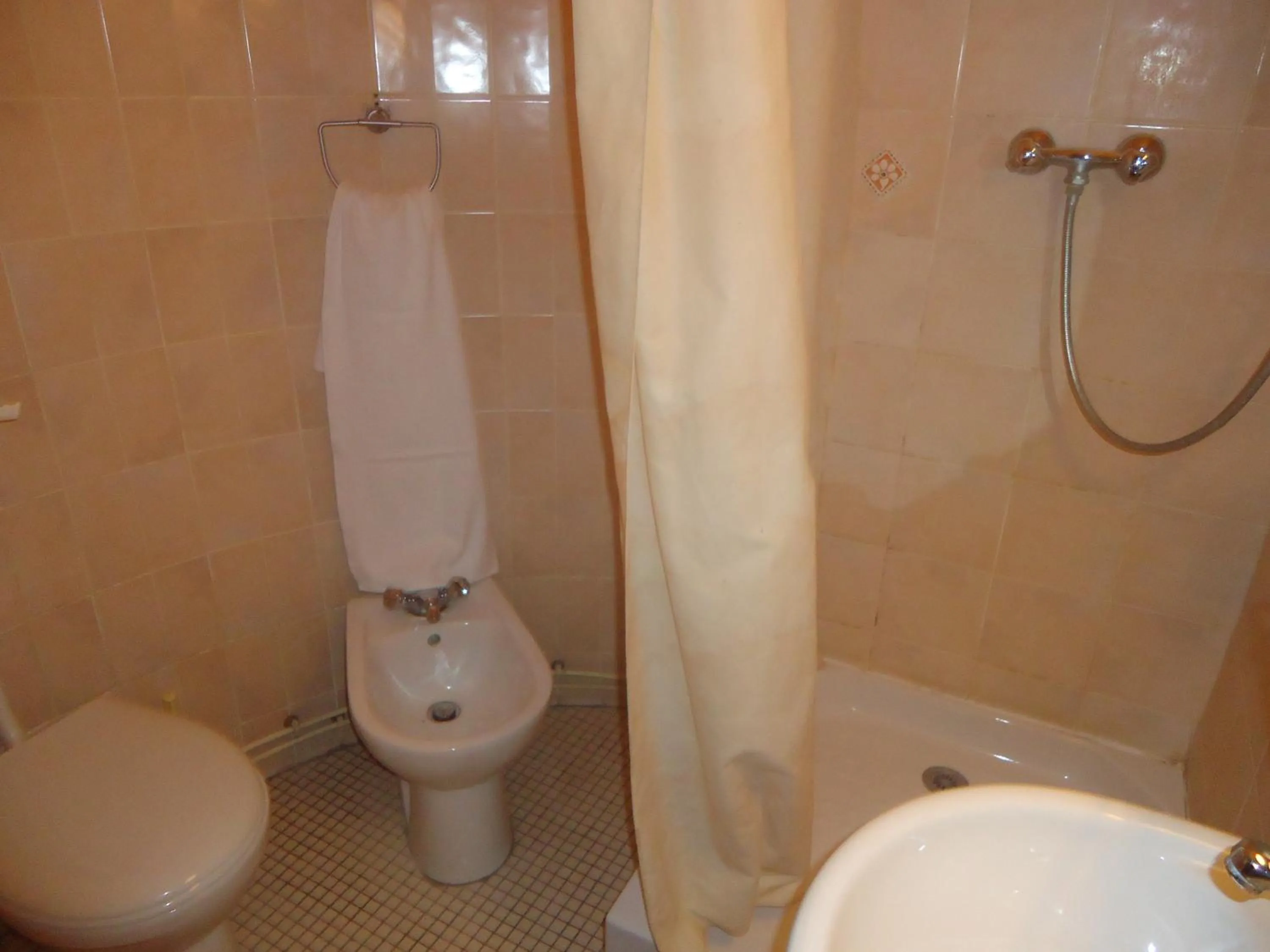 Bathroom in Hotel des Belges