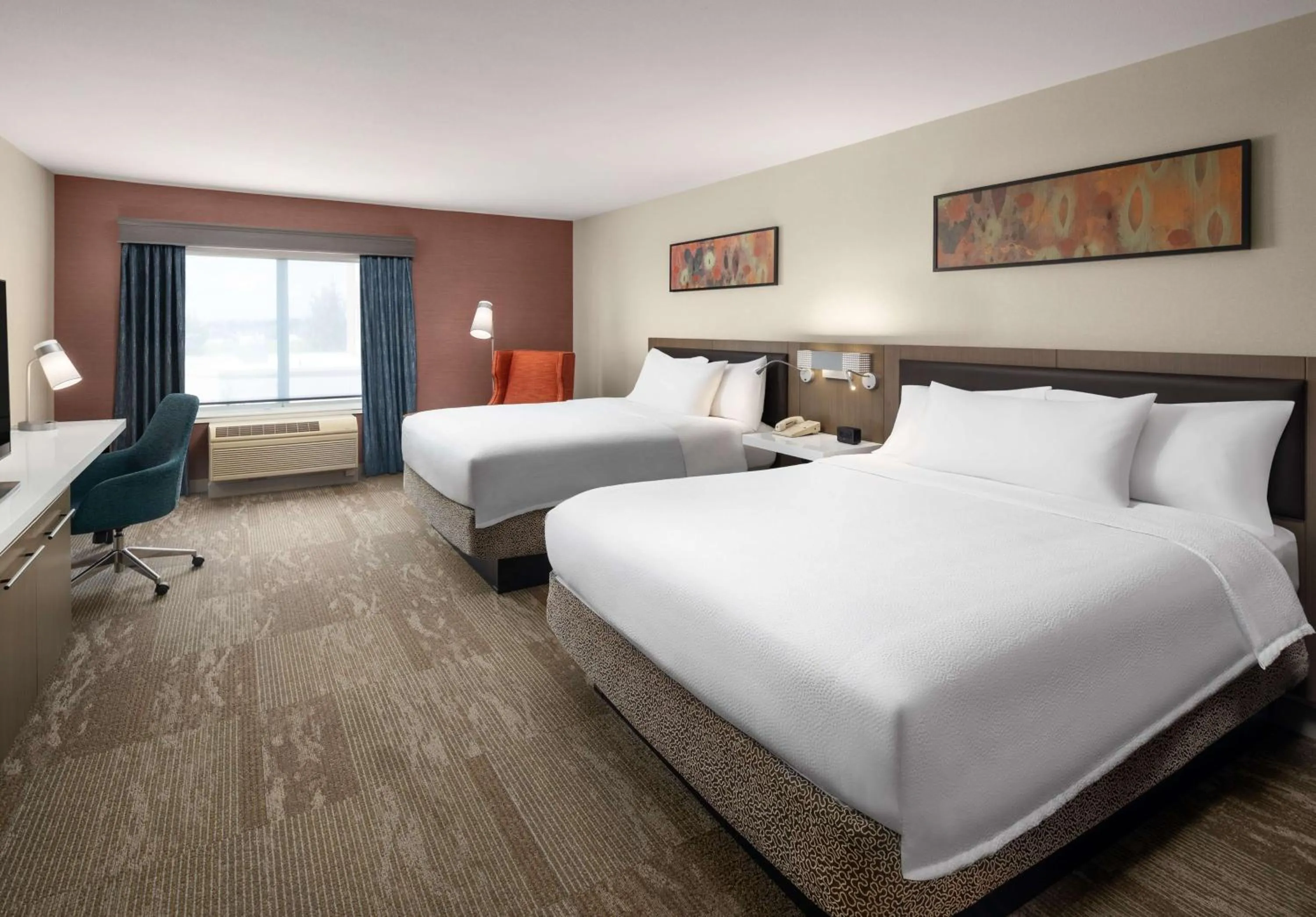 Bedroom, Bed in Hilton Garden Inn Spokane Airport