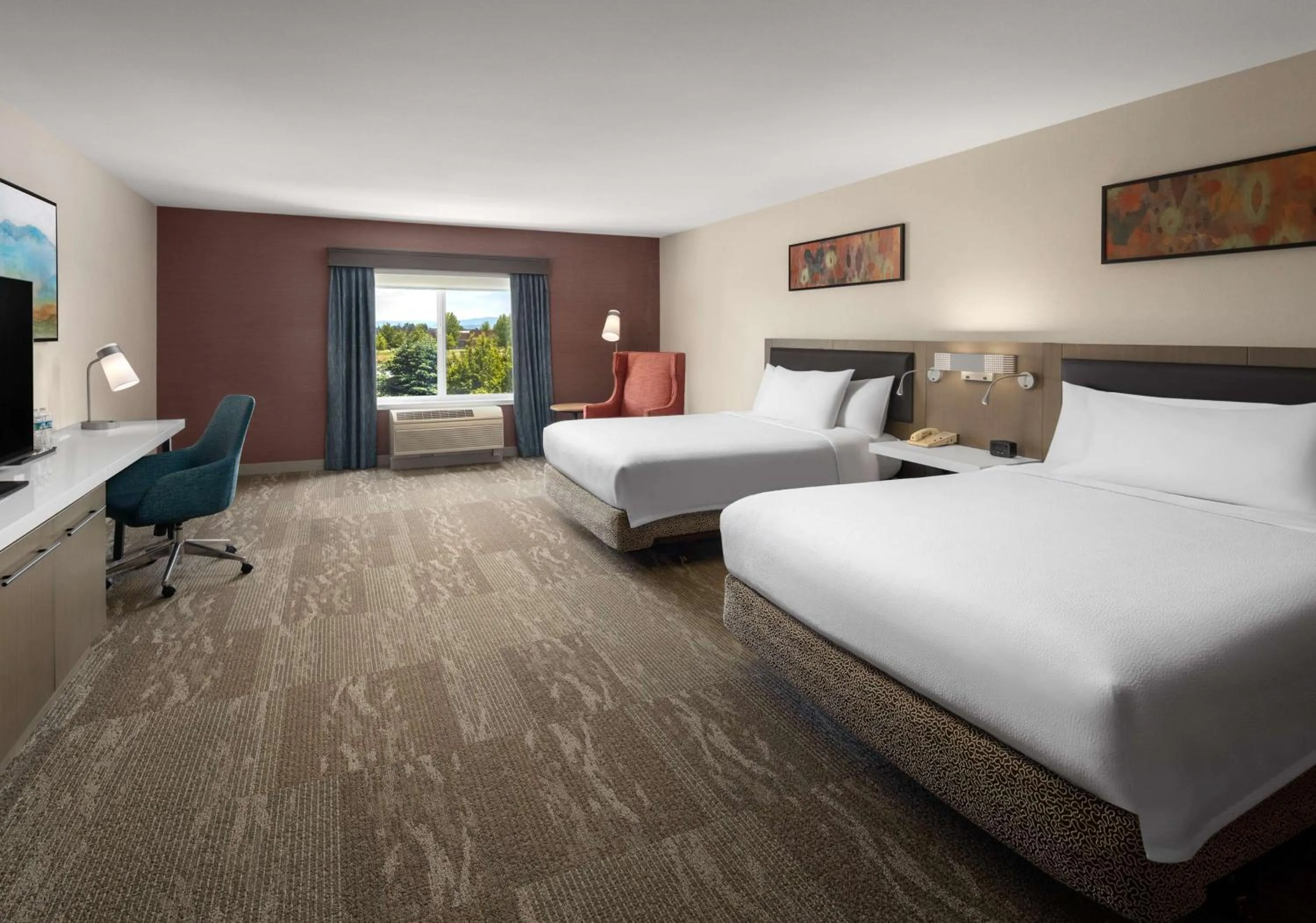 Bedroom, Bed in Hilton Garden Inn Spokane Airport