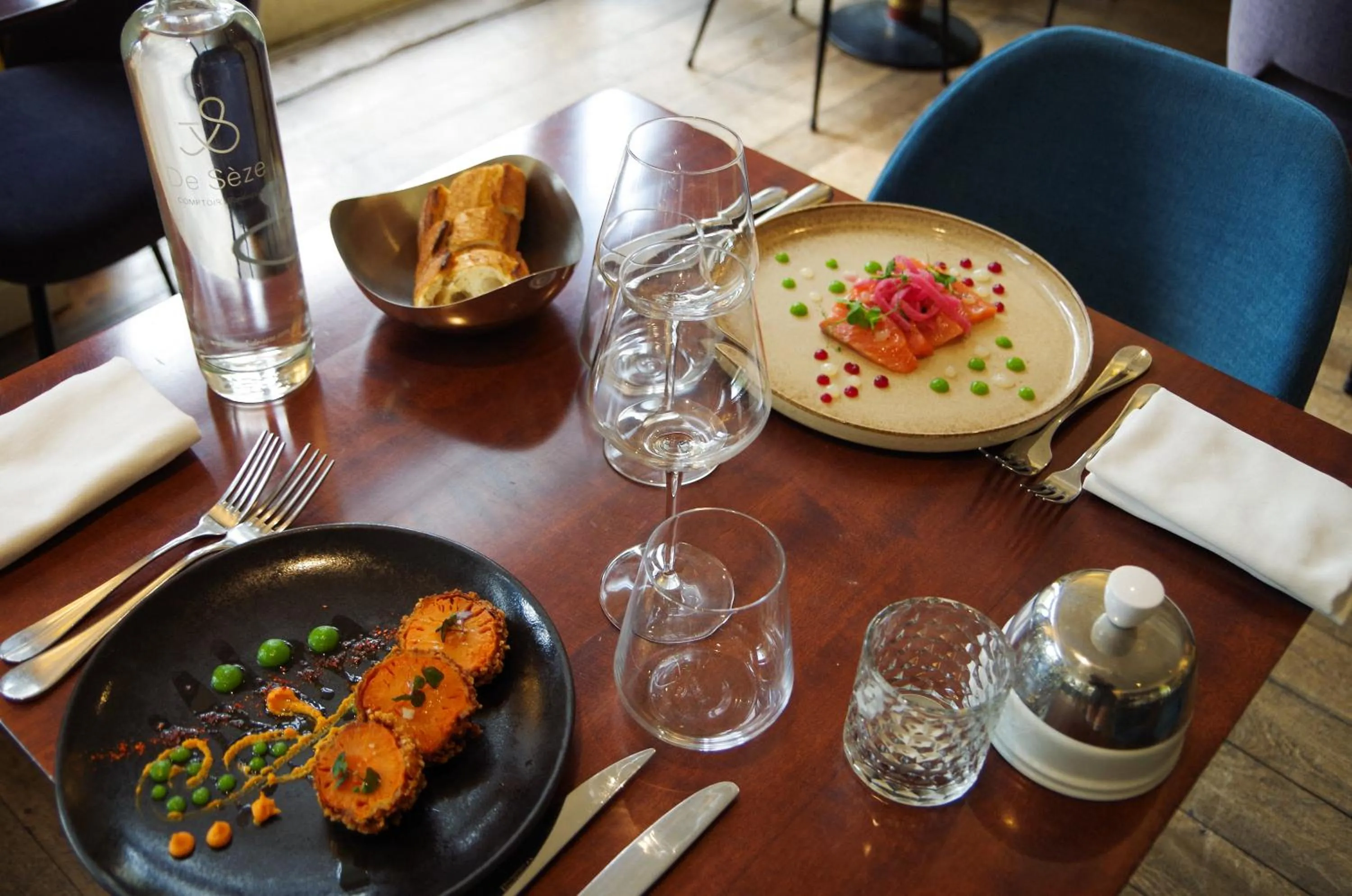 Restaurant/places to eat in Hôtel de Sèze & Spa Bordeaux Centre