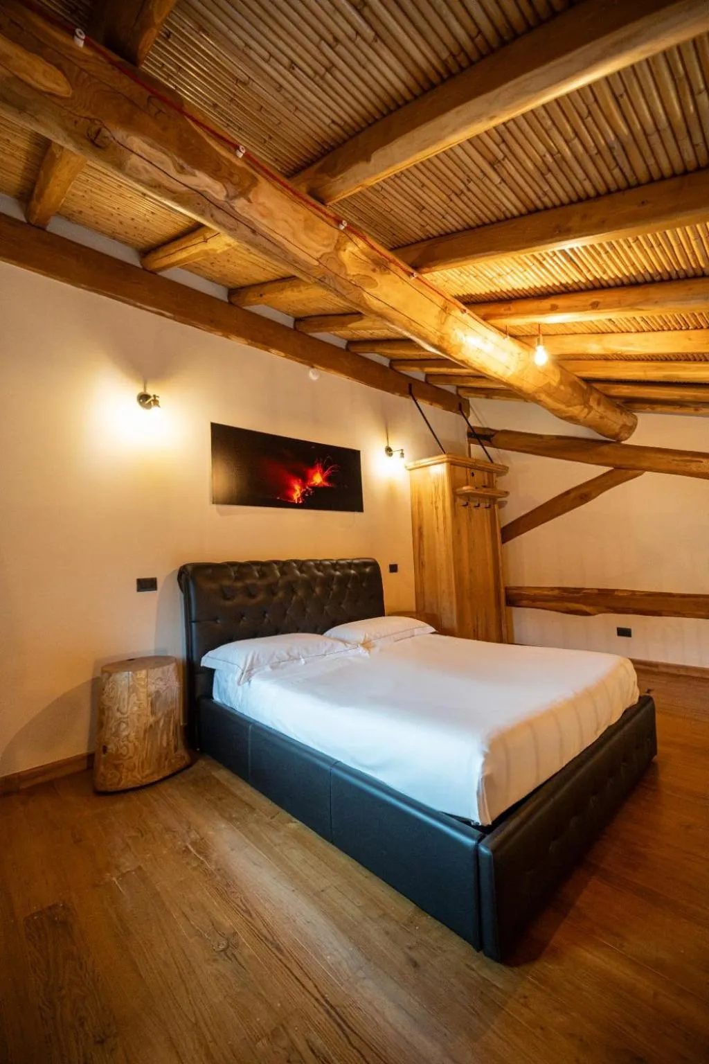 Bedroom, Bed in Etna Quota Mille Boutique Hotel, Typical Sicilian Food & Wine