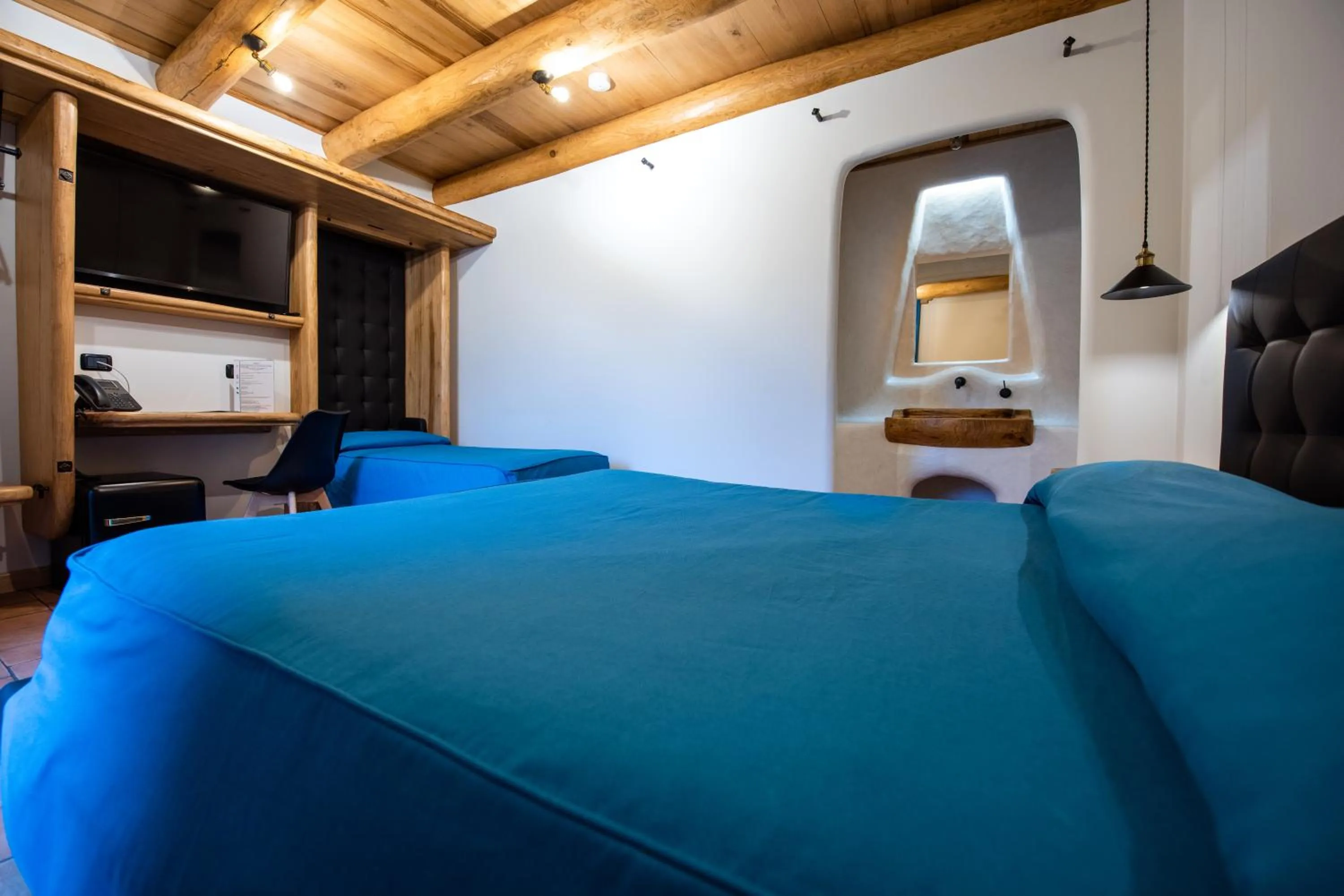 Bed in Etna Quota Mille Boutique Hotel, Typical Sicilian Food & Wine