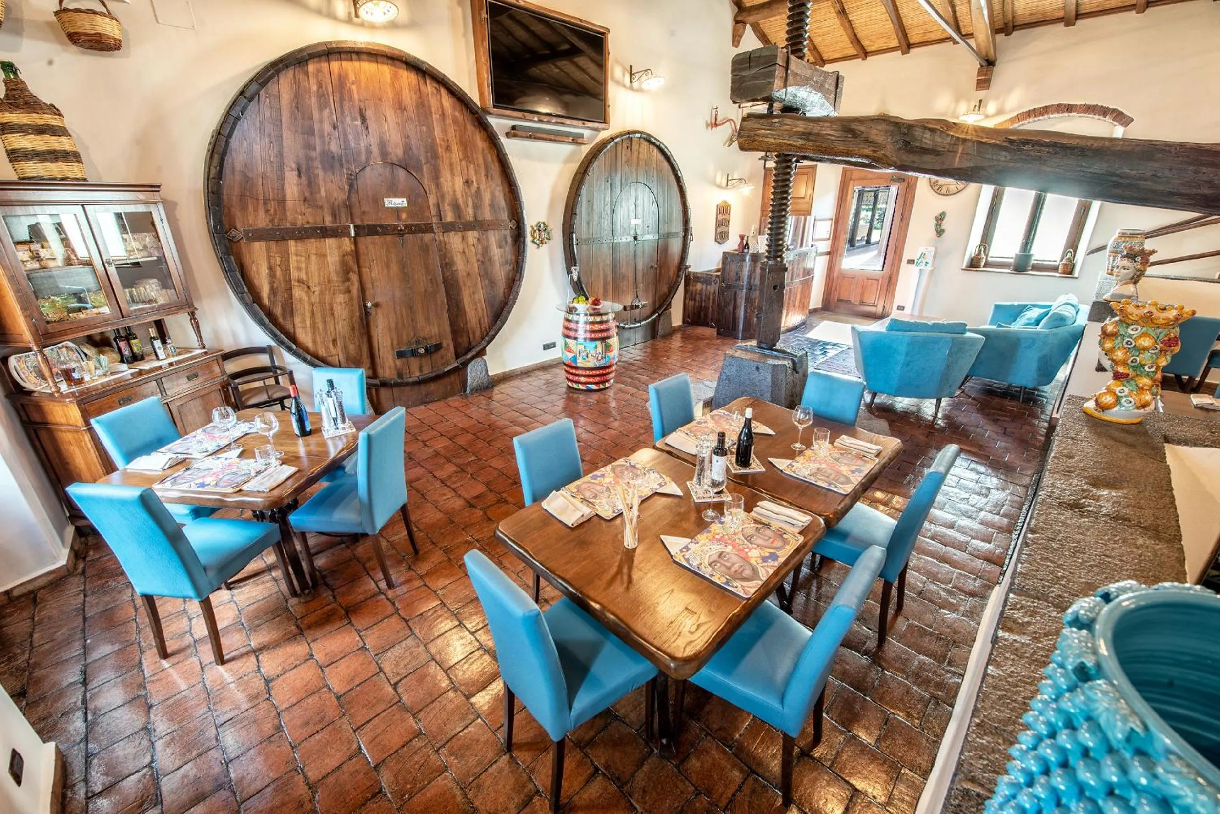 Restaurant/places to eat in Etna Quota Mille Boutique Hotel, Typical Sicilian Food & Wine