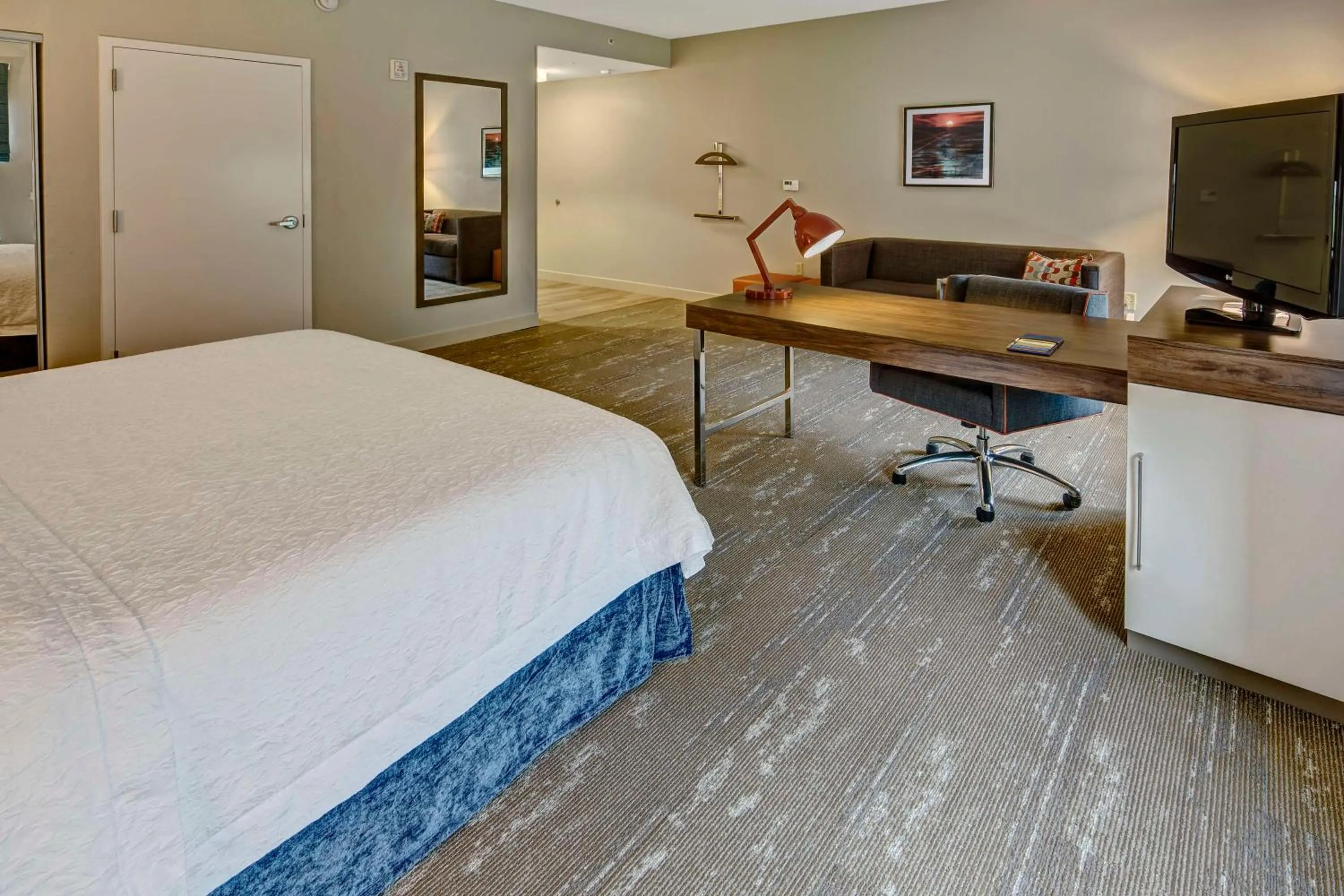 Bedroom, Bed in Hampton Inn & Suites Fort Myers Estero