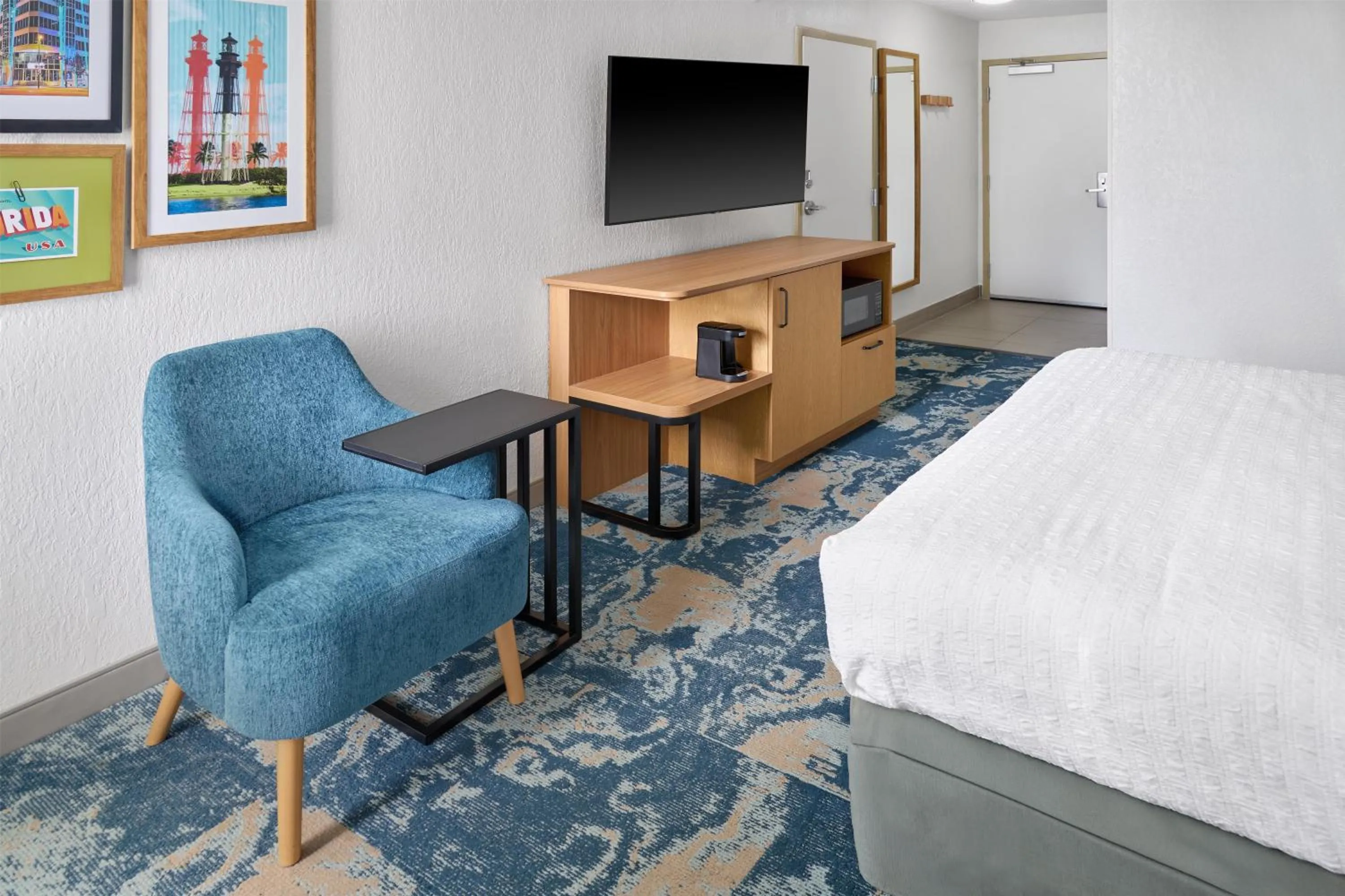 Bed in Hampton Inn Fort Lauderdale Plantation