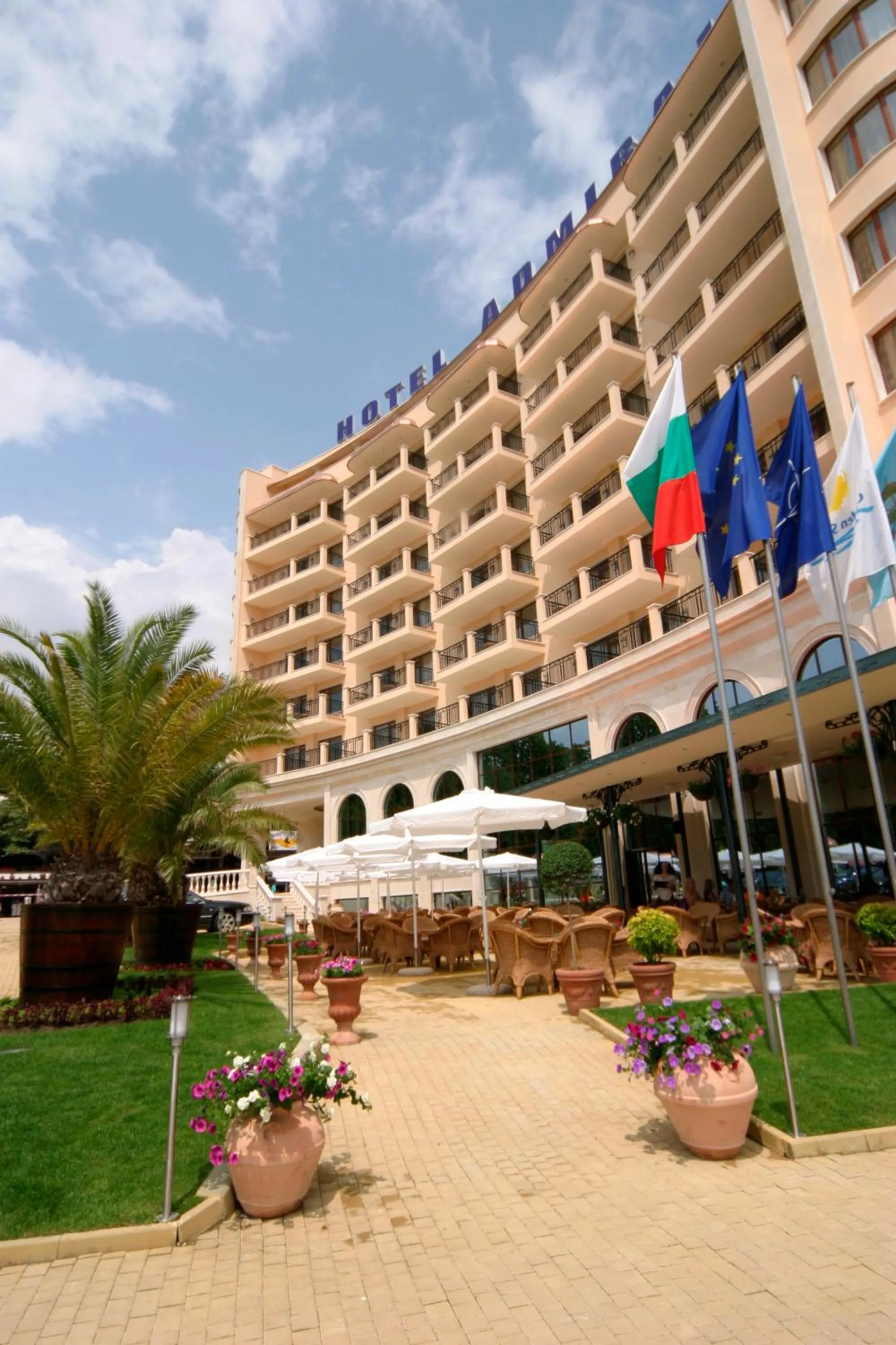 Facade/entrance in Admiral Hotel - Ultra All Inclusive & Private Beach