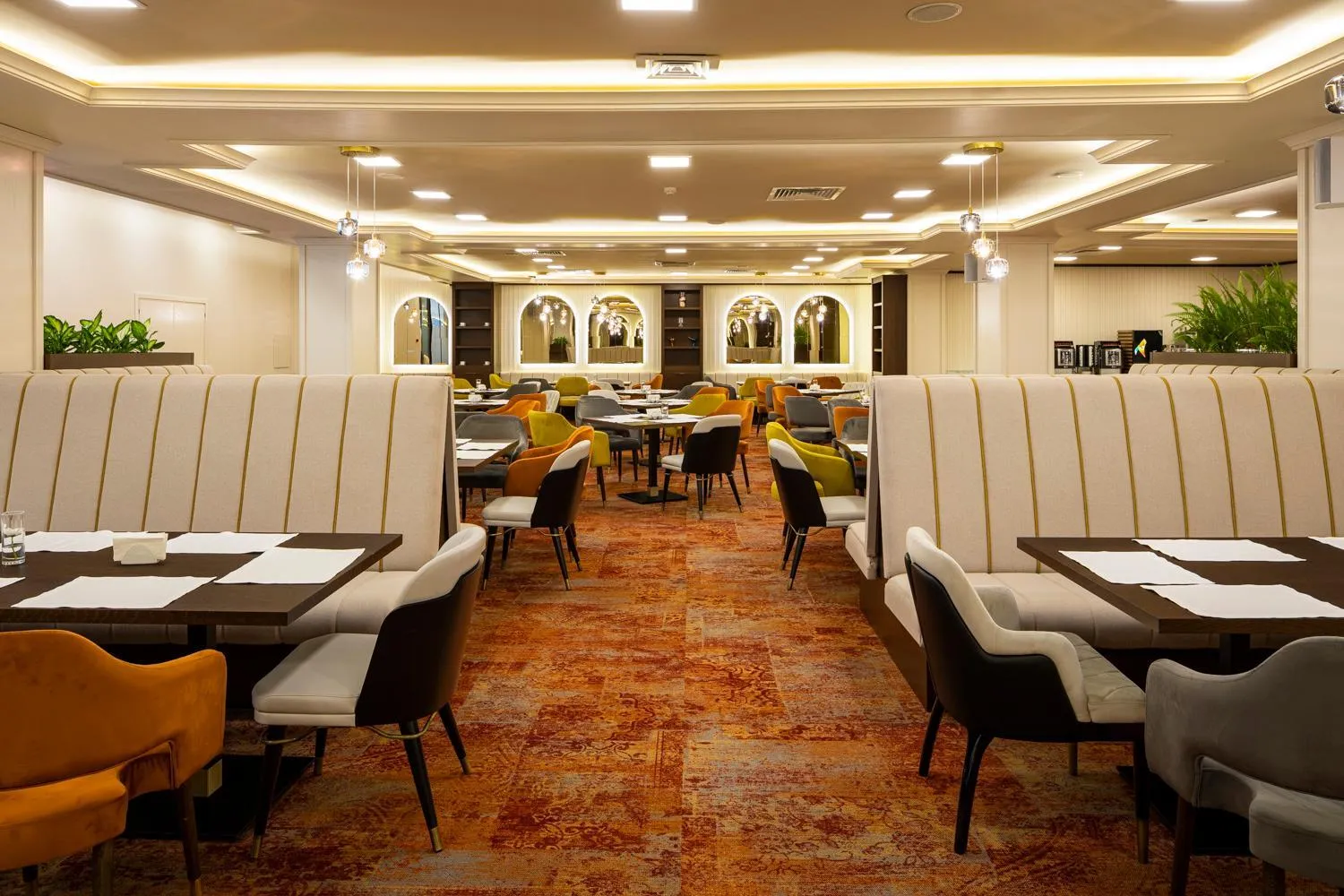 Restaurant/places to eat in Admiral Hotel - Ultra All Inclusive & Private Beach