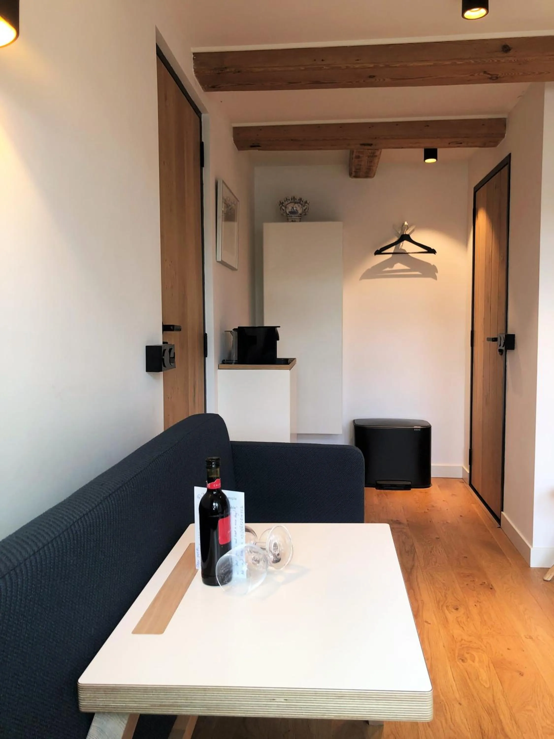 Dining area in 23 SouS