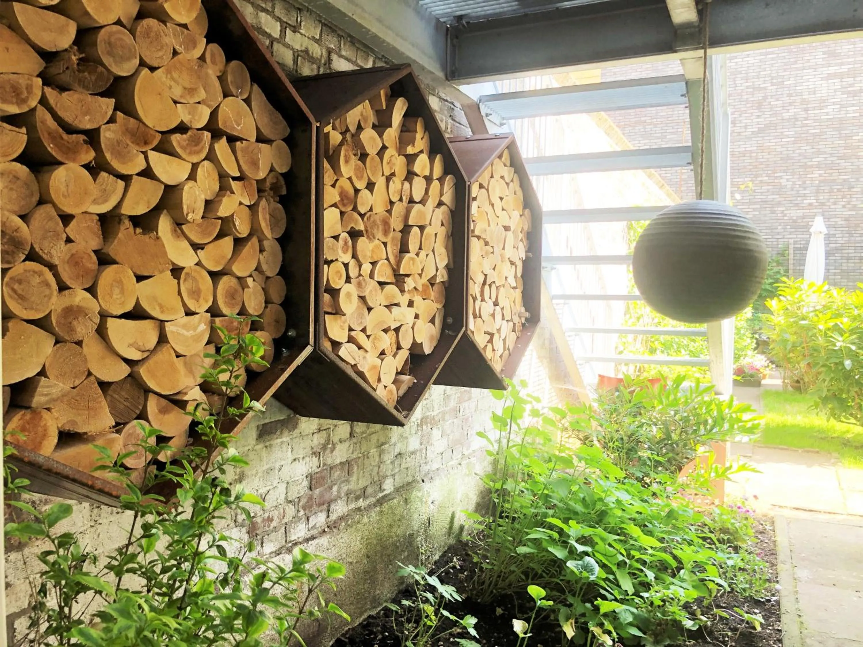 View (from property/room) in 23 SouS