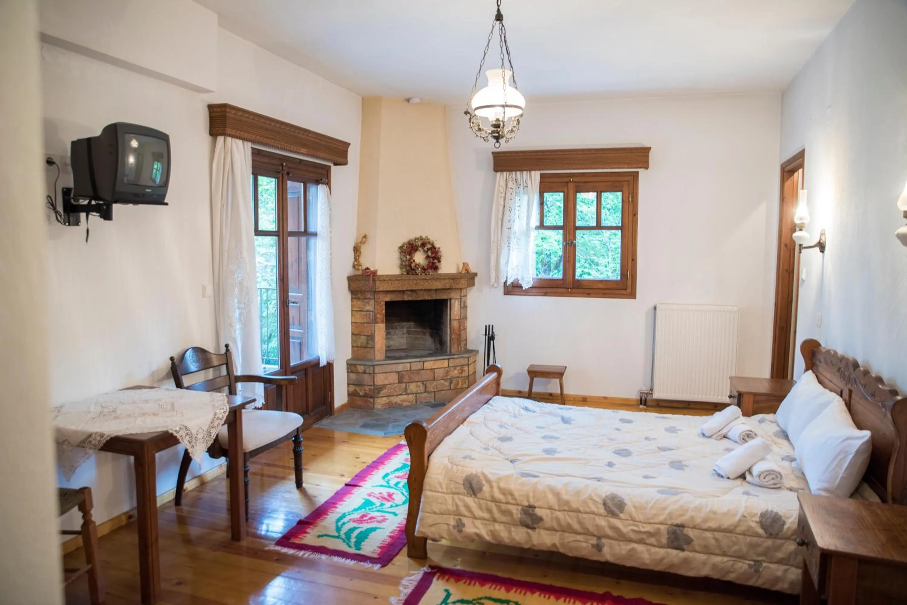 Bed in Archontiko Christodoulou