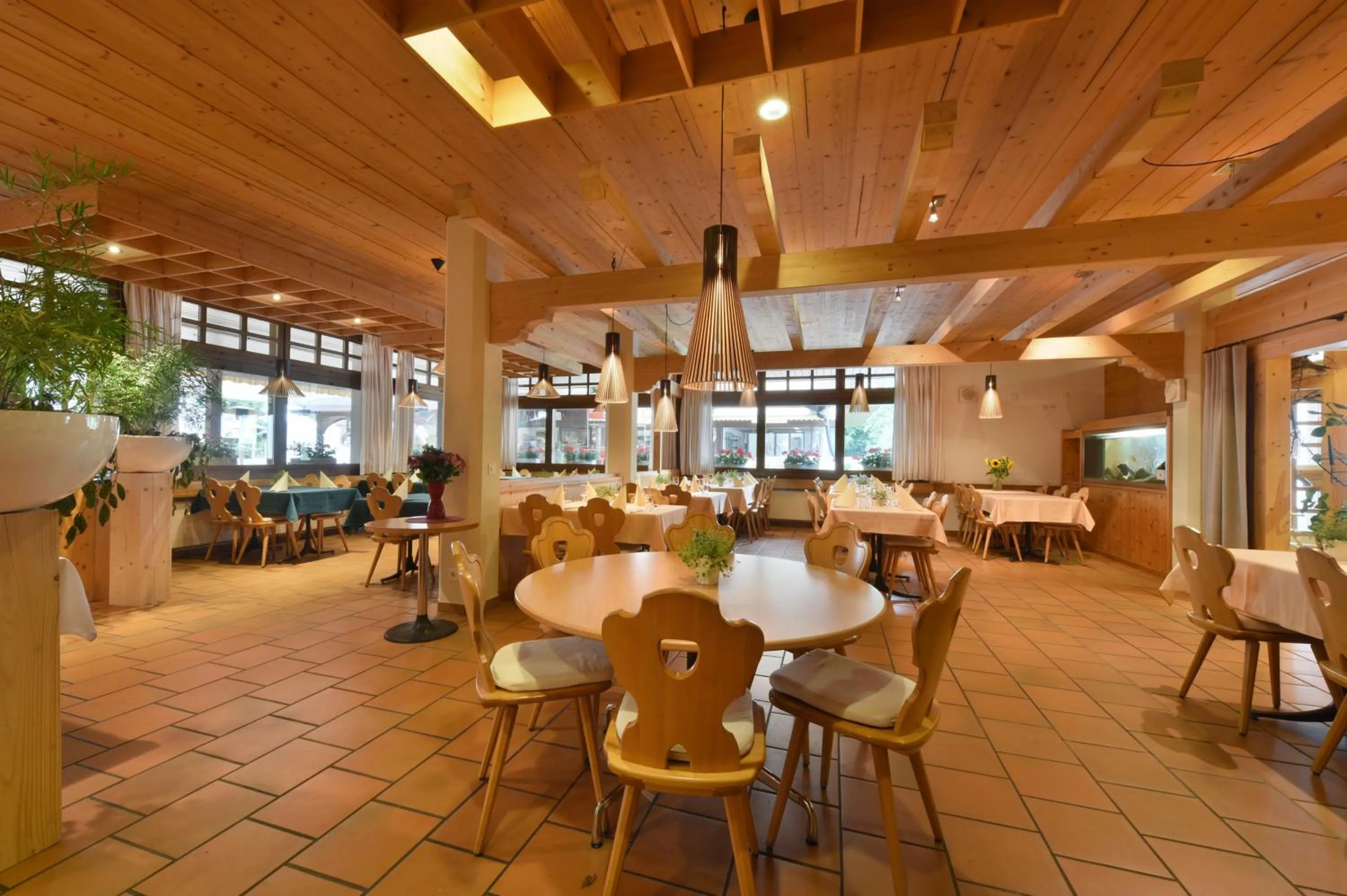 Restaurant/places to eat in Hotel Krone Lenk