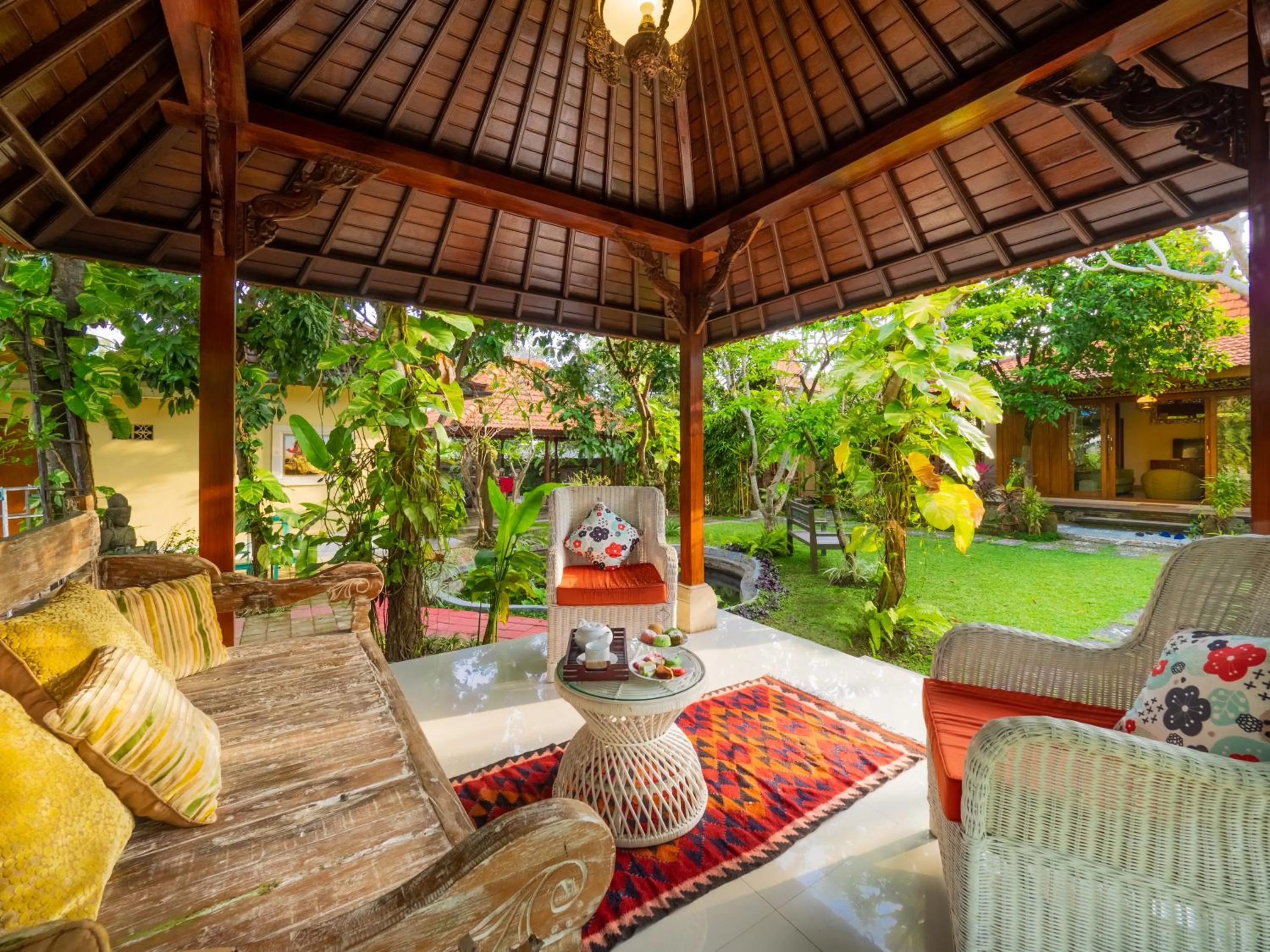 Seating area in Tiis Garden Puri Villas