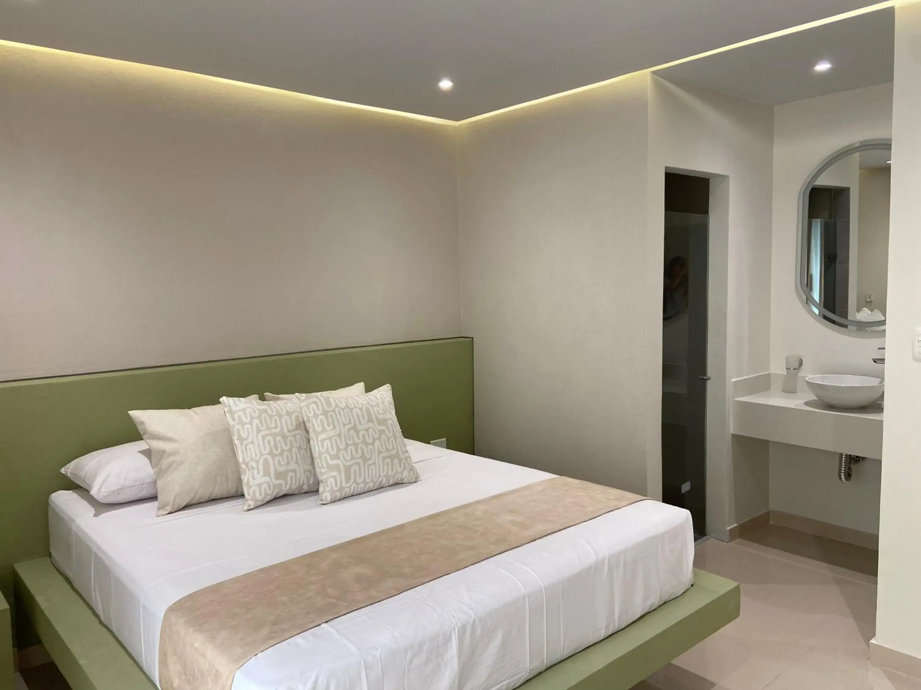 Large Double Room in Techos Azules Large Double Room in Techos Azules