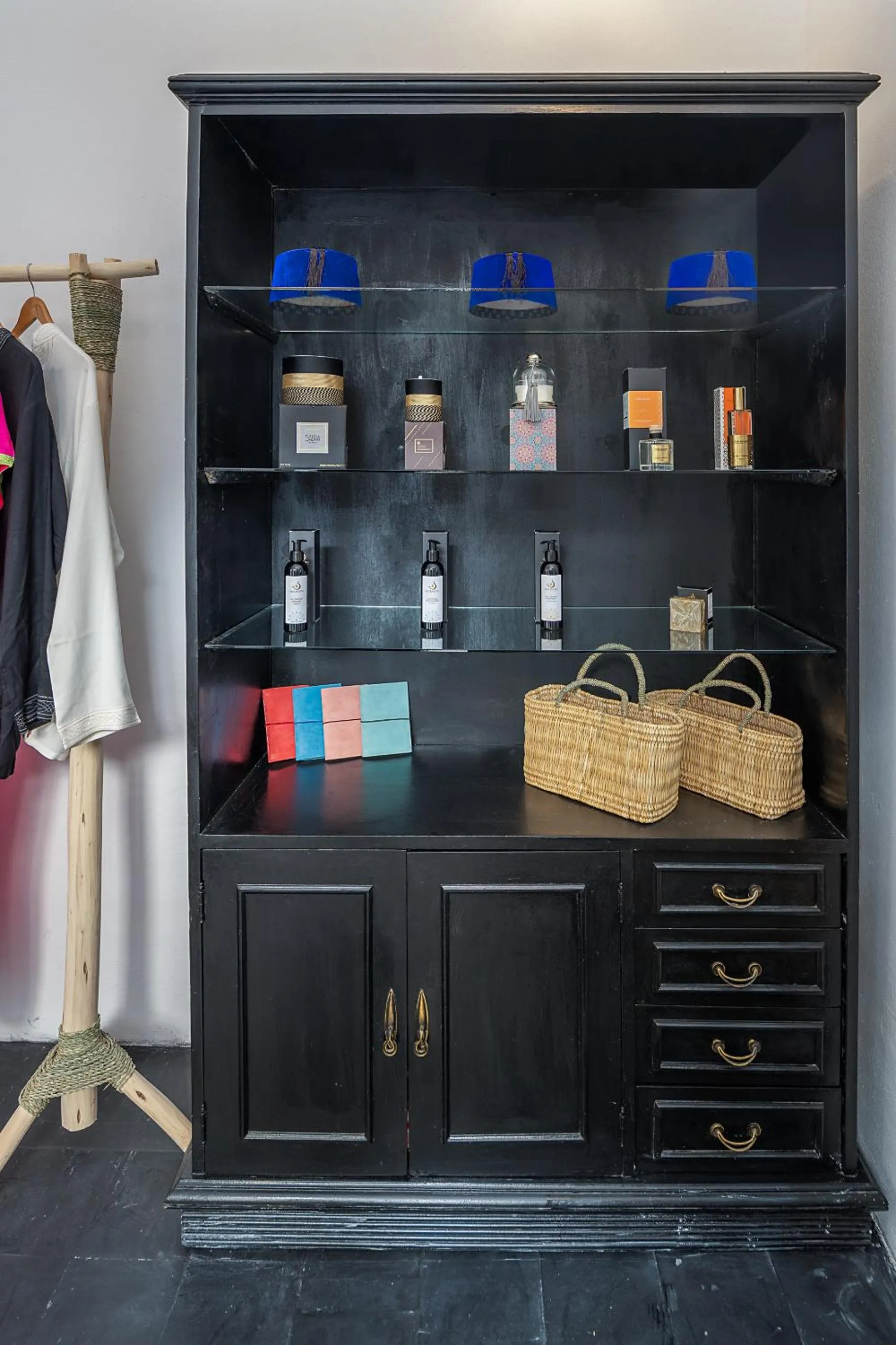 On-site shops in Riad la Parenthèse by Sashema