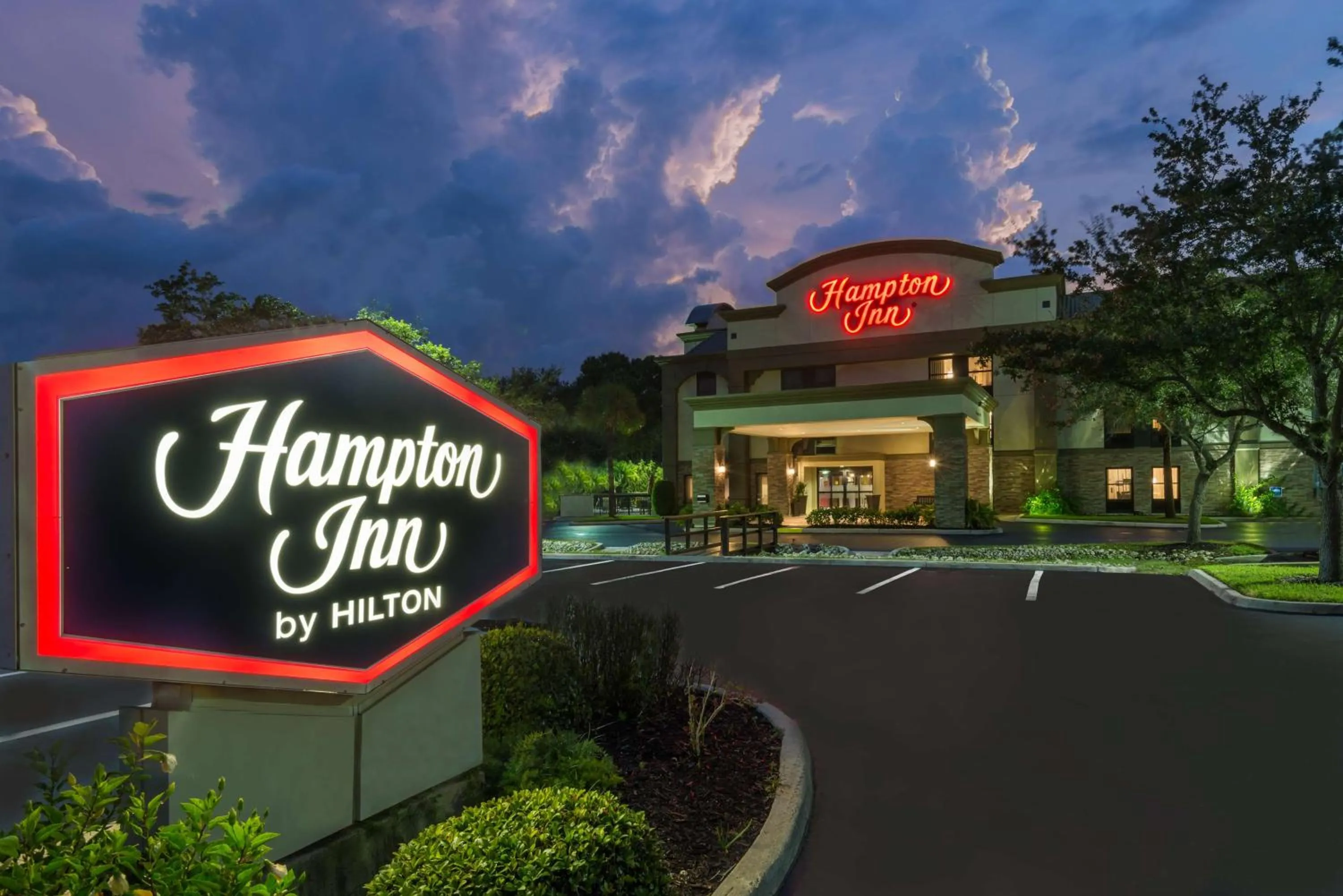 Property building in Hampton Inn Bonita Springs Naples North