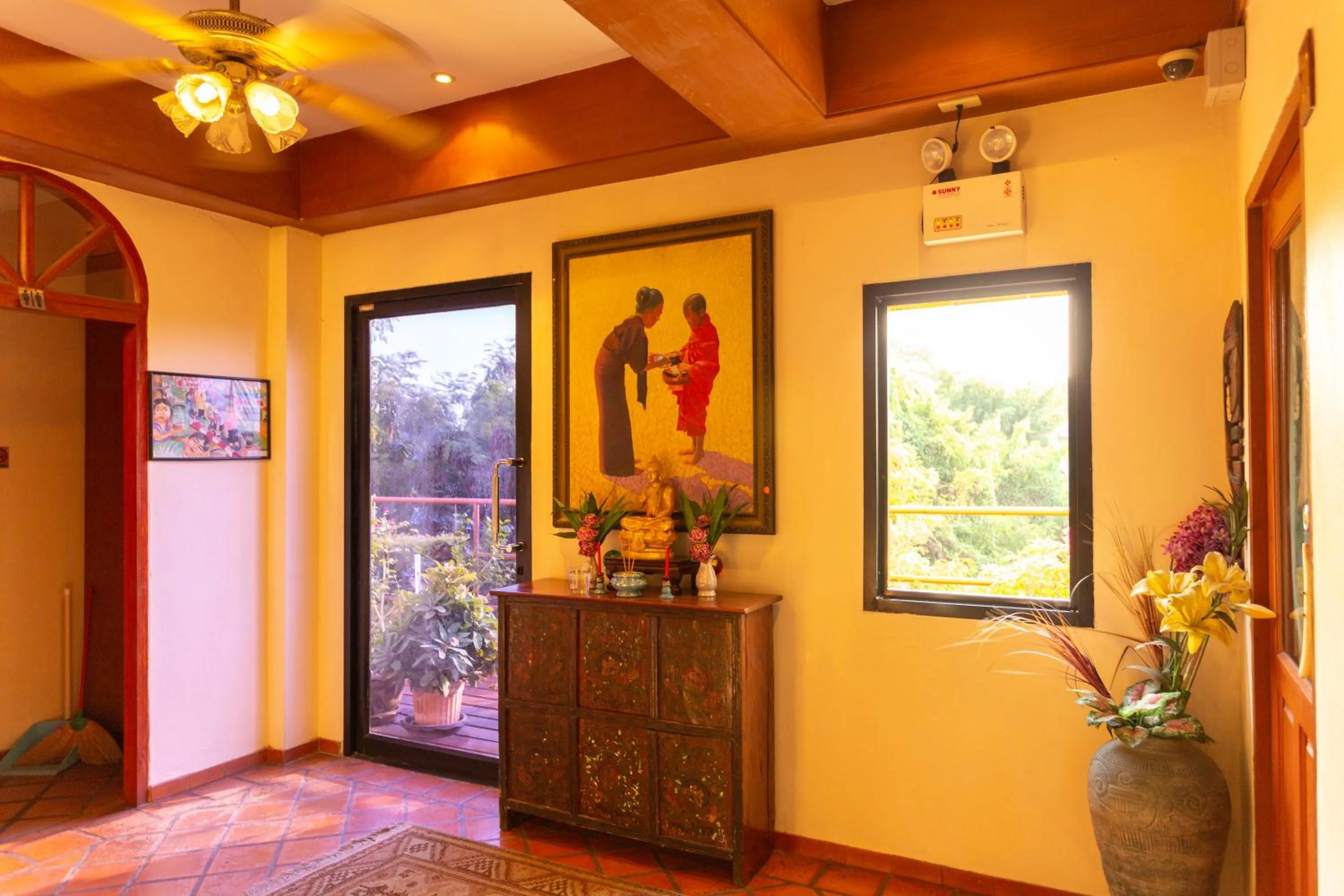 Property building in Chang Charlie Inn, Boutique