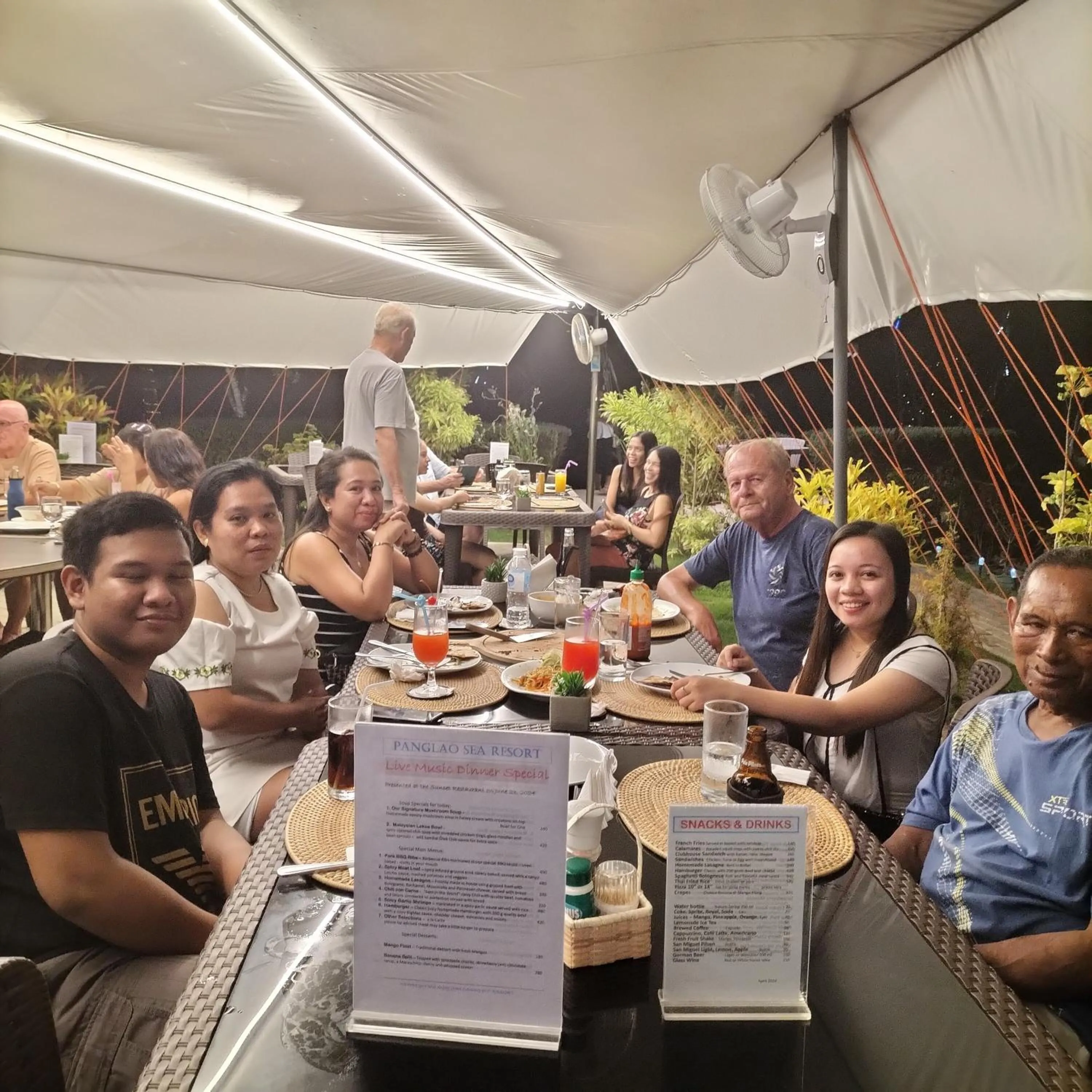 Restaurant/places to eat in Panglao Sea Resort - Tangnan