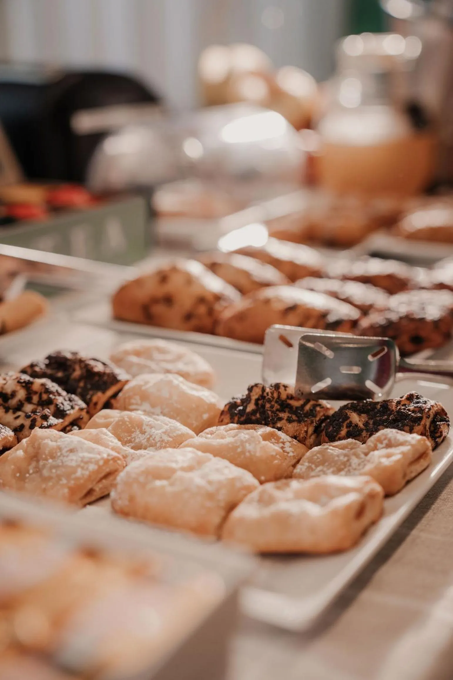 Breakfast in GG8 Hotel & Suite SPA