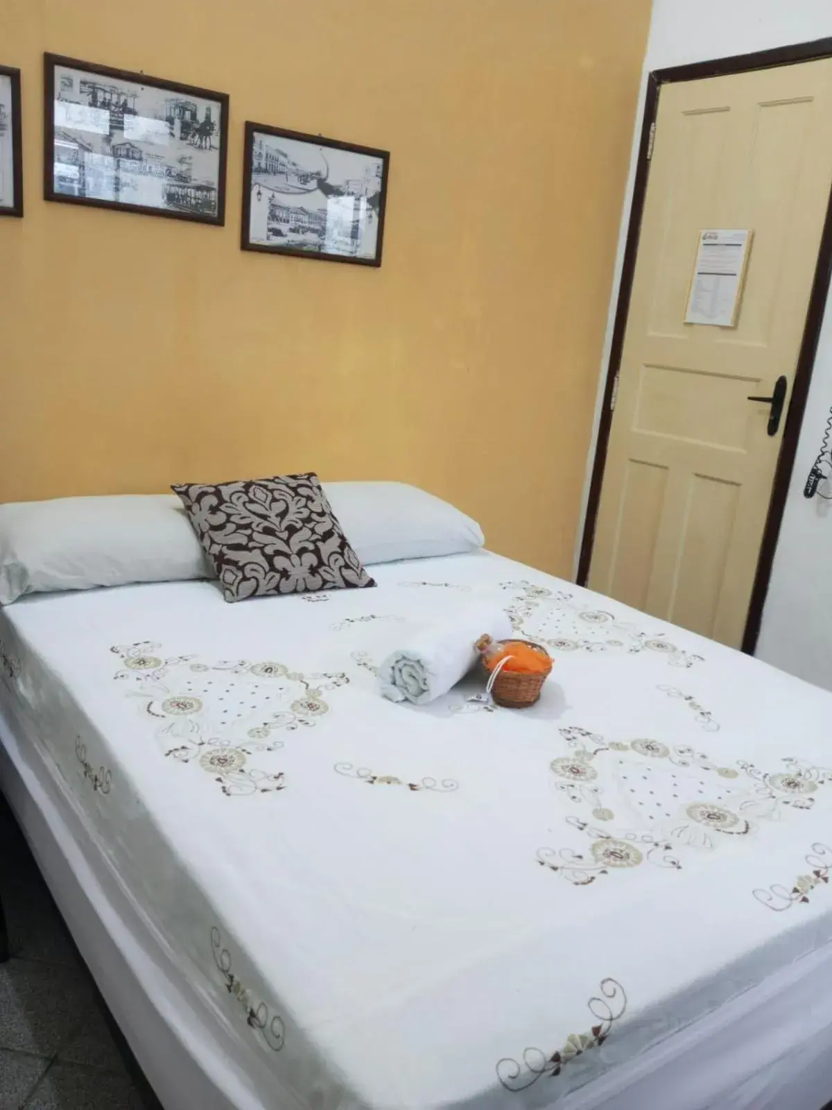 Economy Single Room - single occupancy in Hotel Pilão Economy Single Room - single occupancy in Hotel Pilão