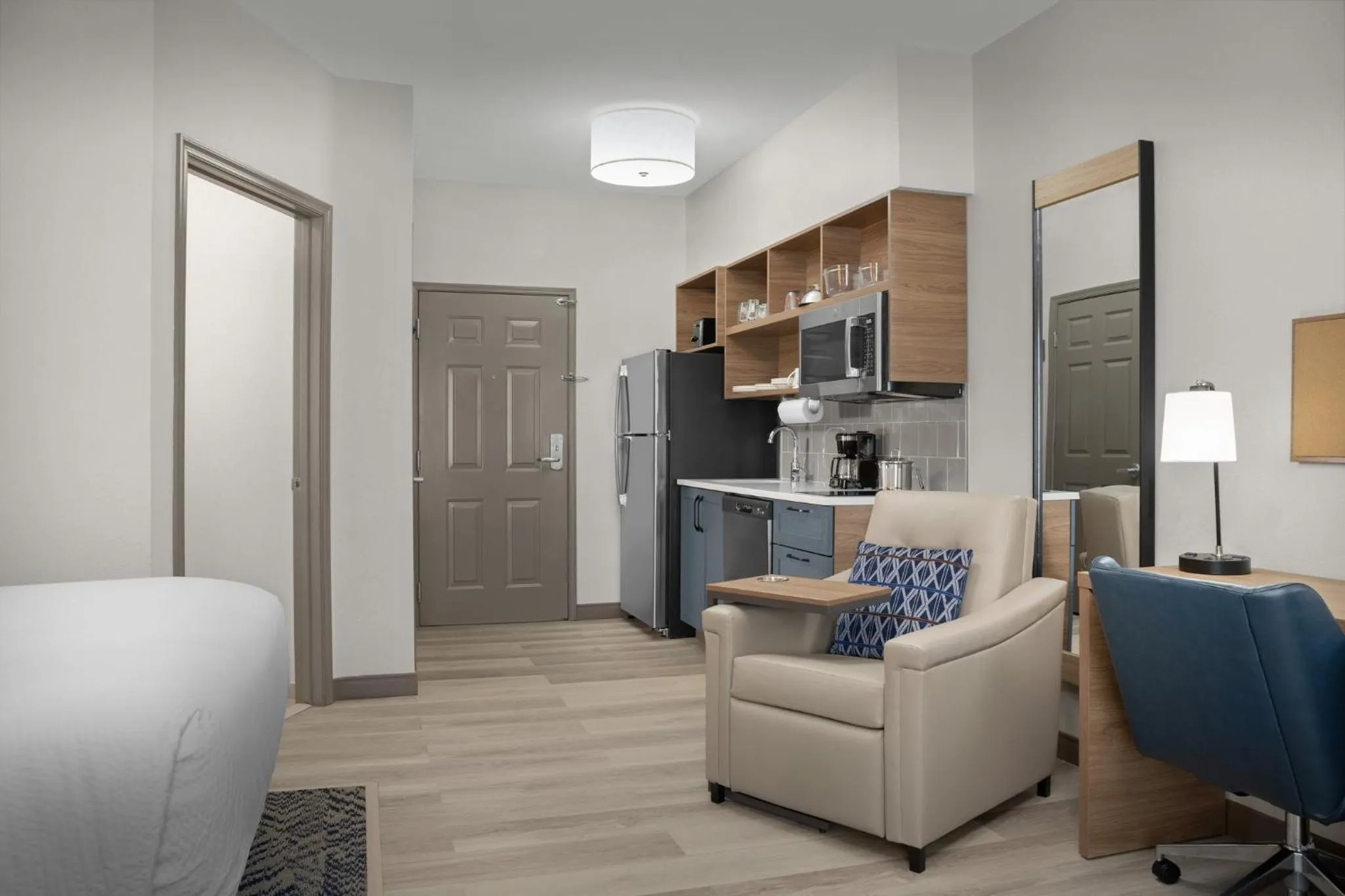 Photo of the whole room in Candlewood Suites Alexandria - Fort Belvoir by IHG