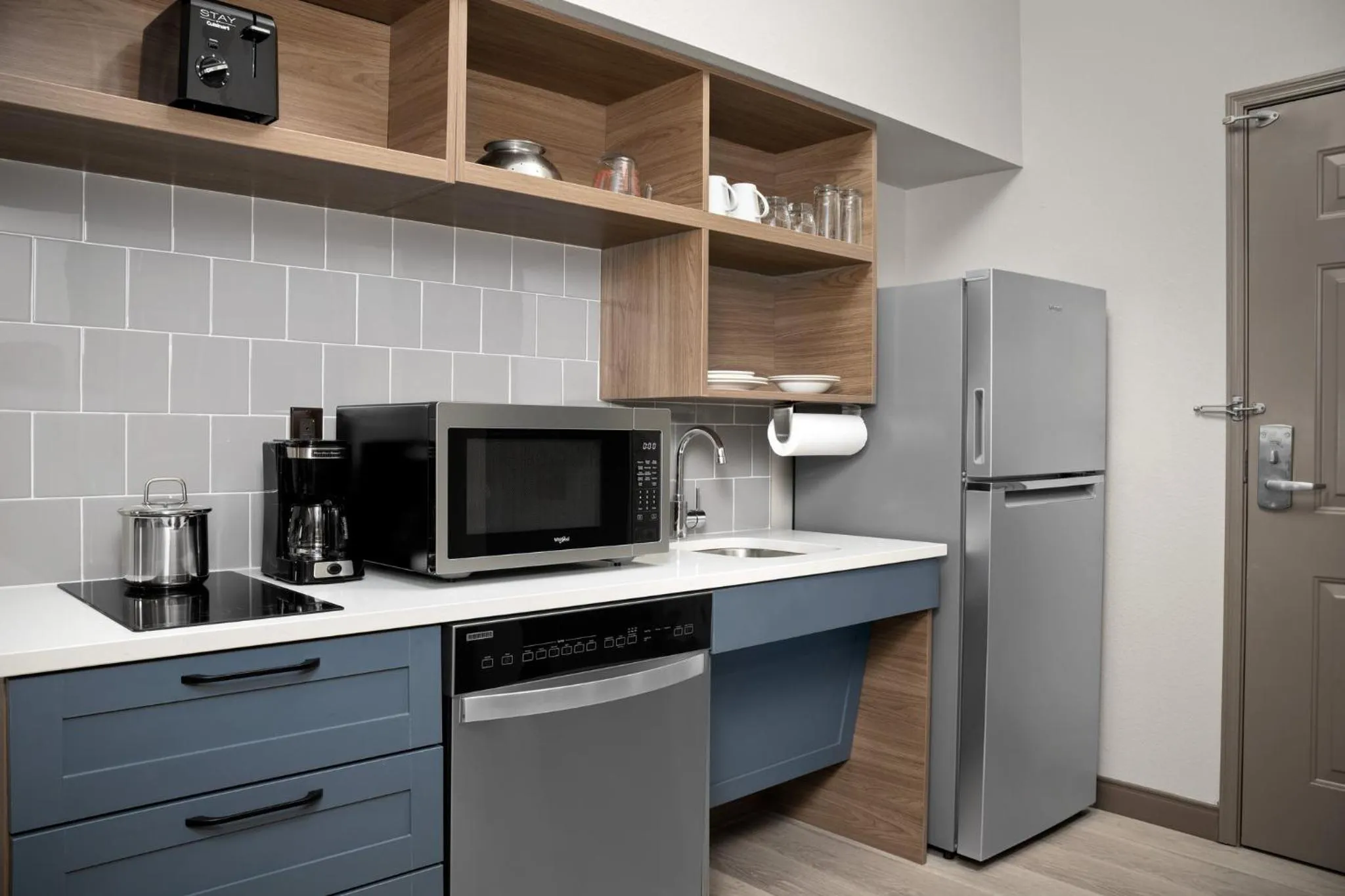 Photo of the whole room in Candlewood Suites Alexandria - Fort Belvoir by IHG