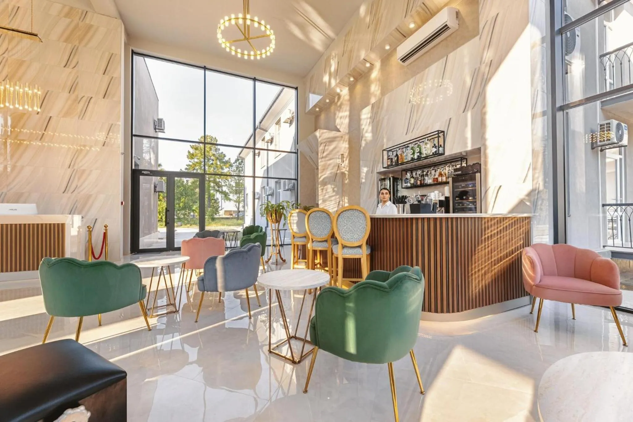 Lounge or bar in Park Hotel Tskaltubo - Balneo Resort