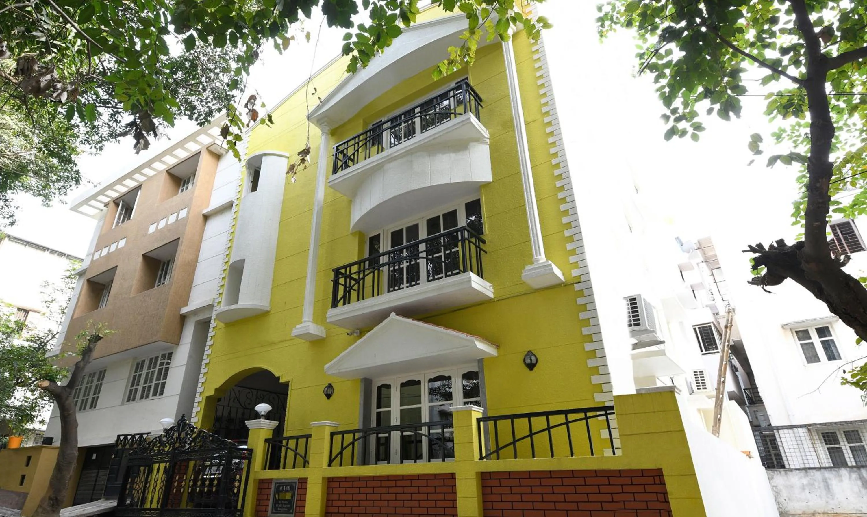 Property building in Itsy Hotels Shivas Kuteera