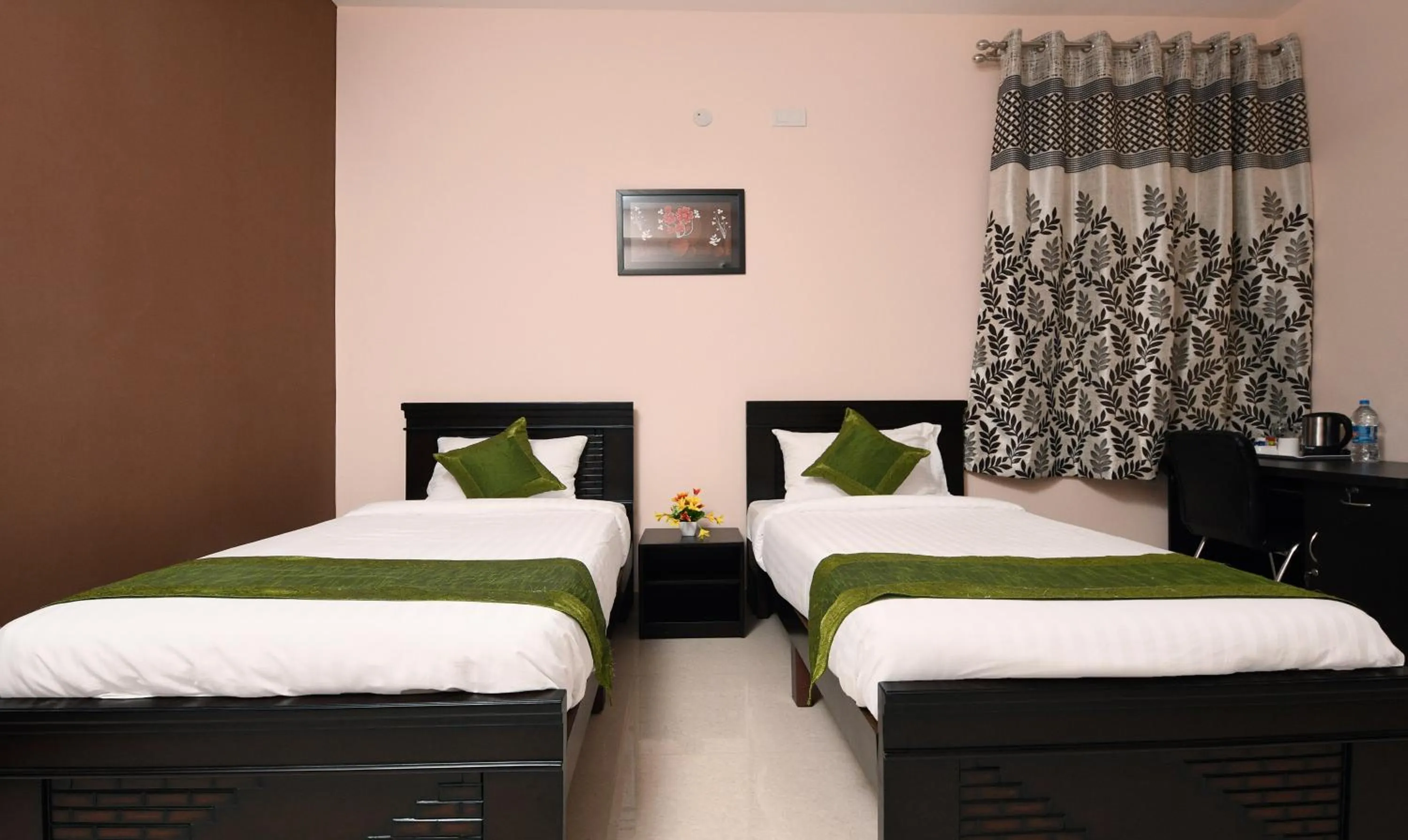 Bed in Itsy Hotels Shivas Kuteera