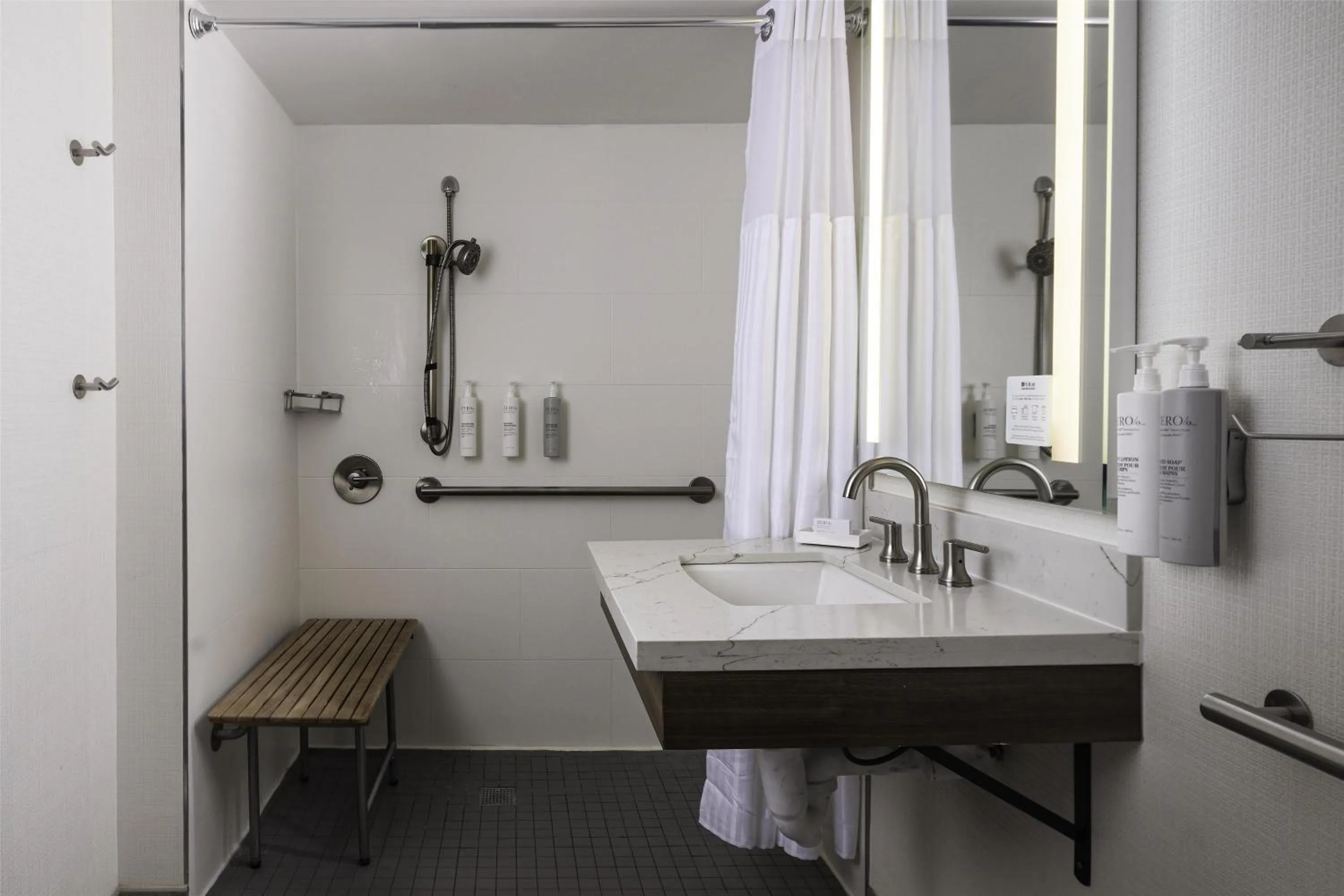 Bathroom in Hilton Garden Inn Washington DC Downtown