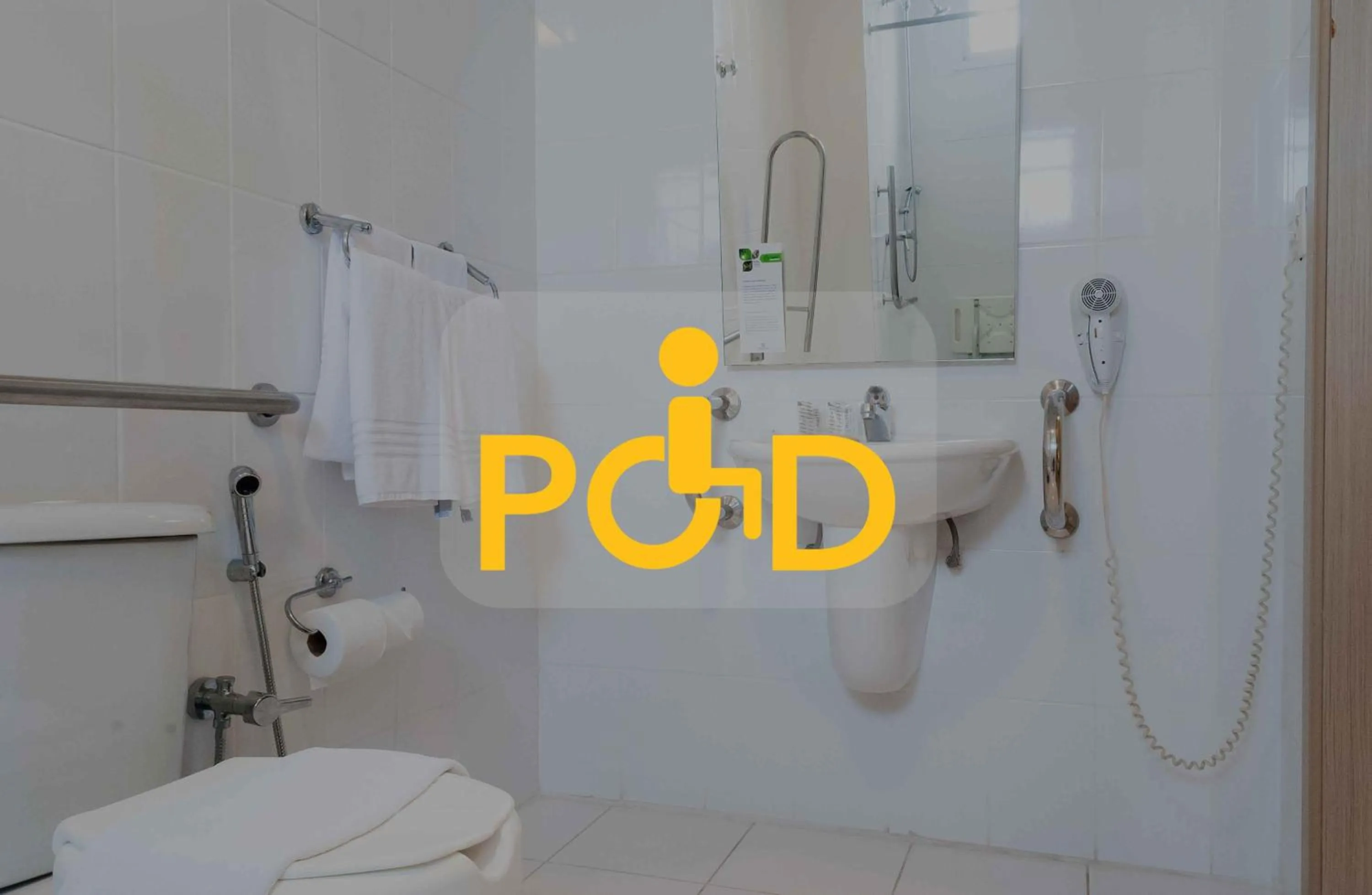 Bathroom in Master Cosmopolitan Moinhos de Vento